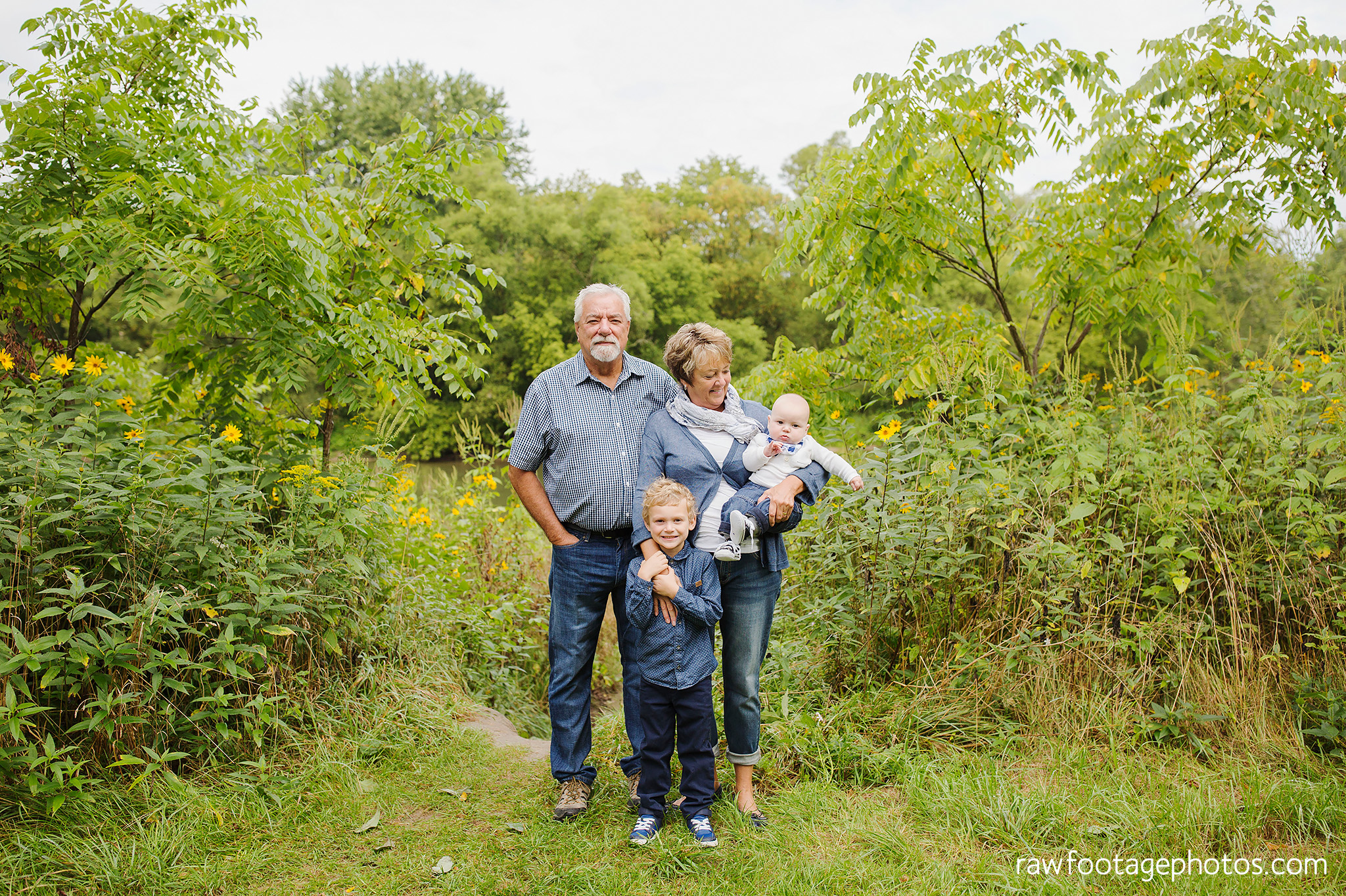 london_ontario_extended_family_photographer-raw_footage_photography004.jpg