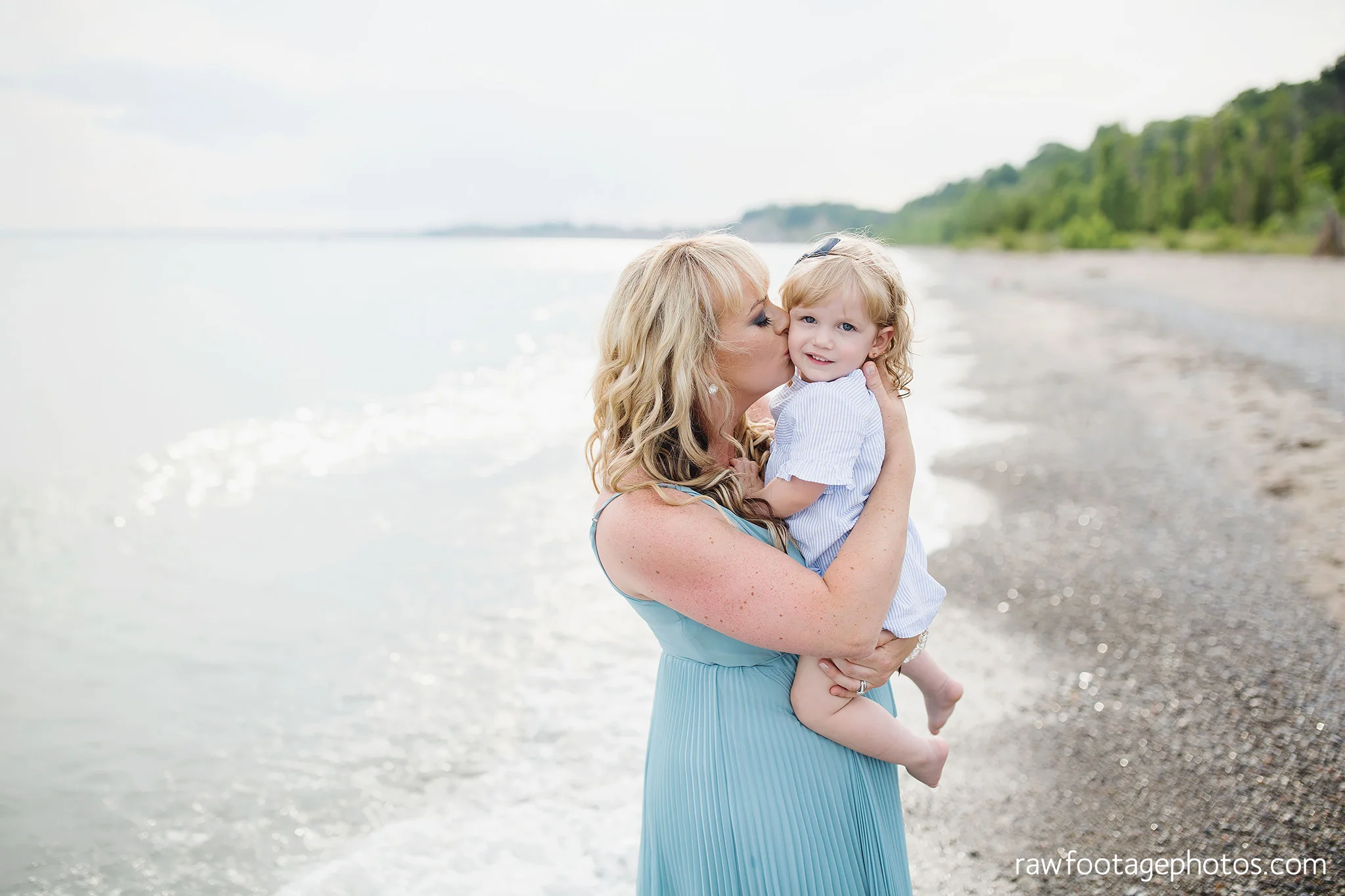 london_ontario_family_photographer-beach_minis-port_stanley_beach-raw_footage_photography020.jpg