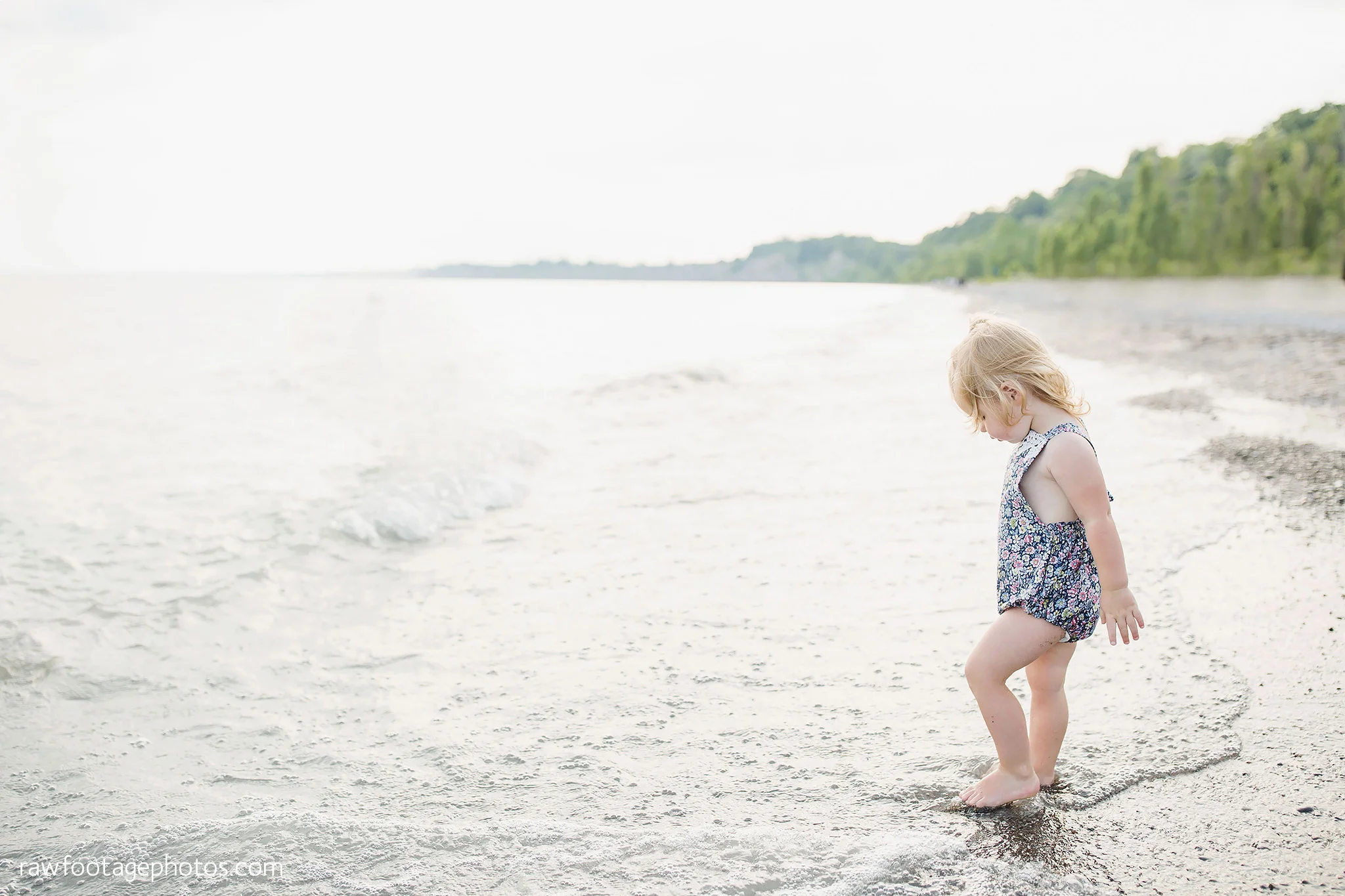 london_ontario_family_photographer-beach_minis-port_stanley_beach-raw_footage_photography038.jpg