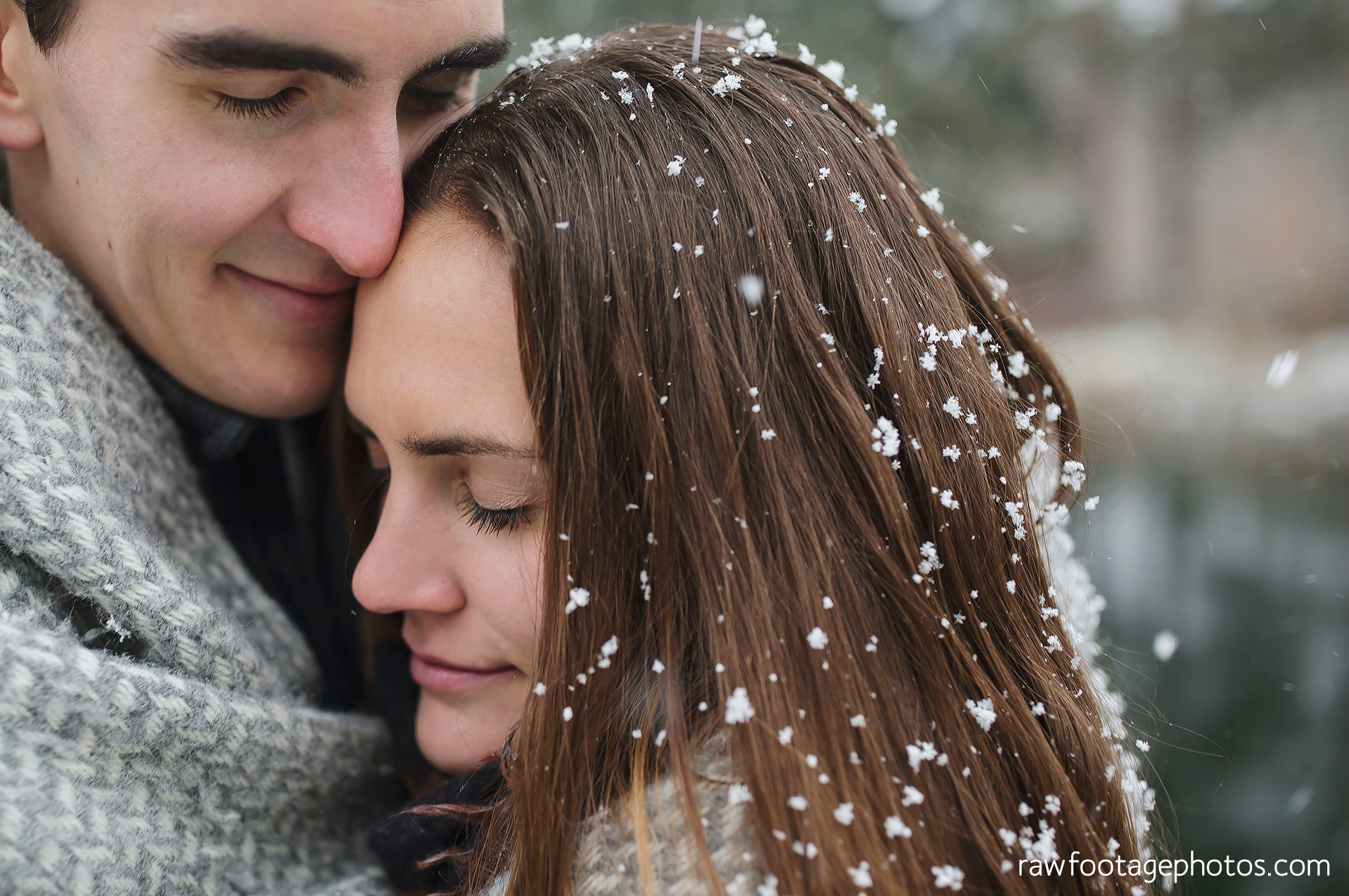 london_ontario_wedding_photographer-snowy_engagement_session-winter-barn-farm-snowflakes-blizzard-raw_footage_photography014.jpg