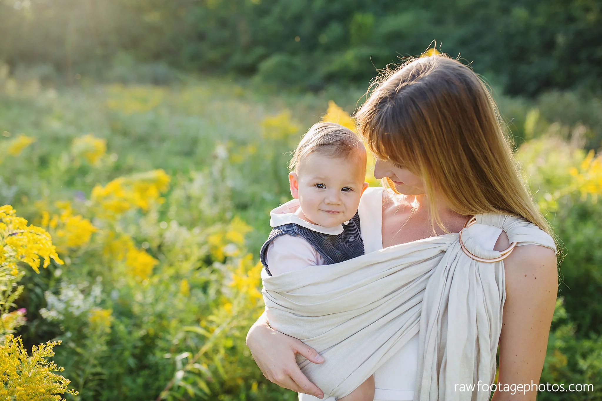 London_Ontario_Family_photographer-Fall_Minis-Woods-Forest-Nature-Candid-Lifestyle-Raw_Footage_Photography021.jpg