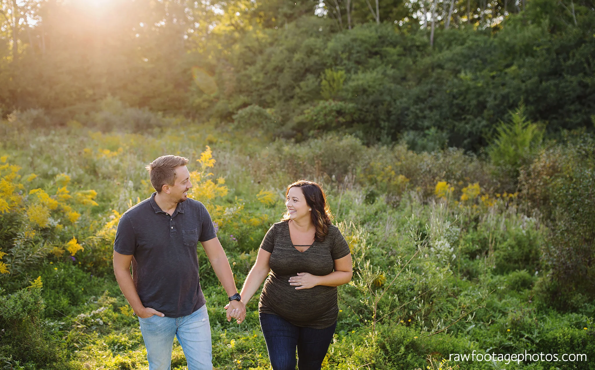 London_Ontario_Family_photographer-Fall_Minis-Woods-Forest-Nature-Candid-Lifestyle-Raw_Footage_Photography039.jpg