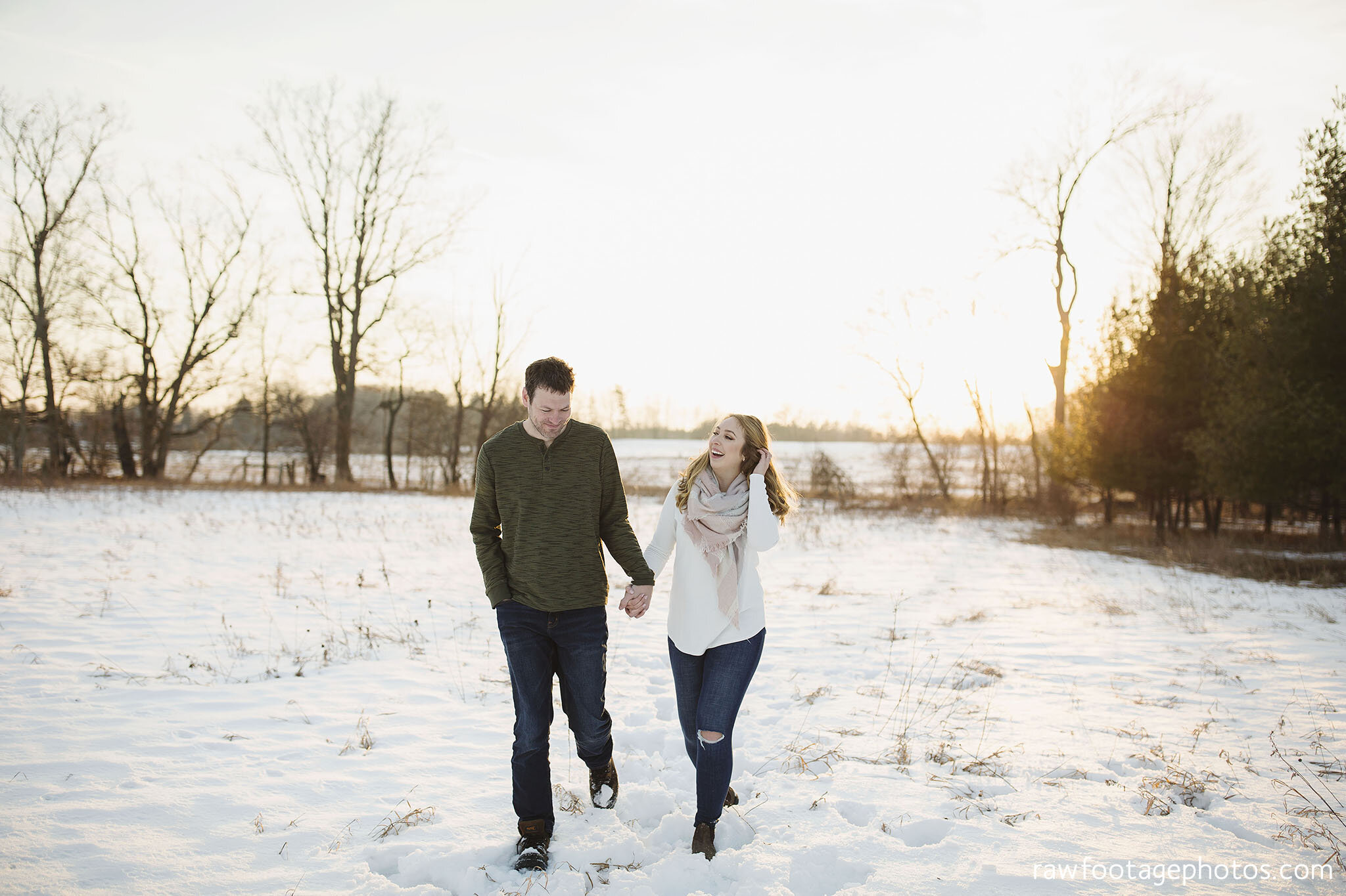 london_ontario_wedding_photographer-engagement_session-winter_e_session-snowy_couple_session-golden_hour_photos-cozy_winter_session-raw_footage_photography-dog023.jpg
