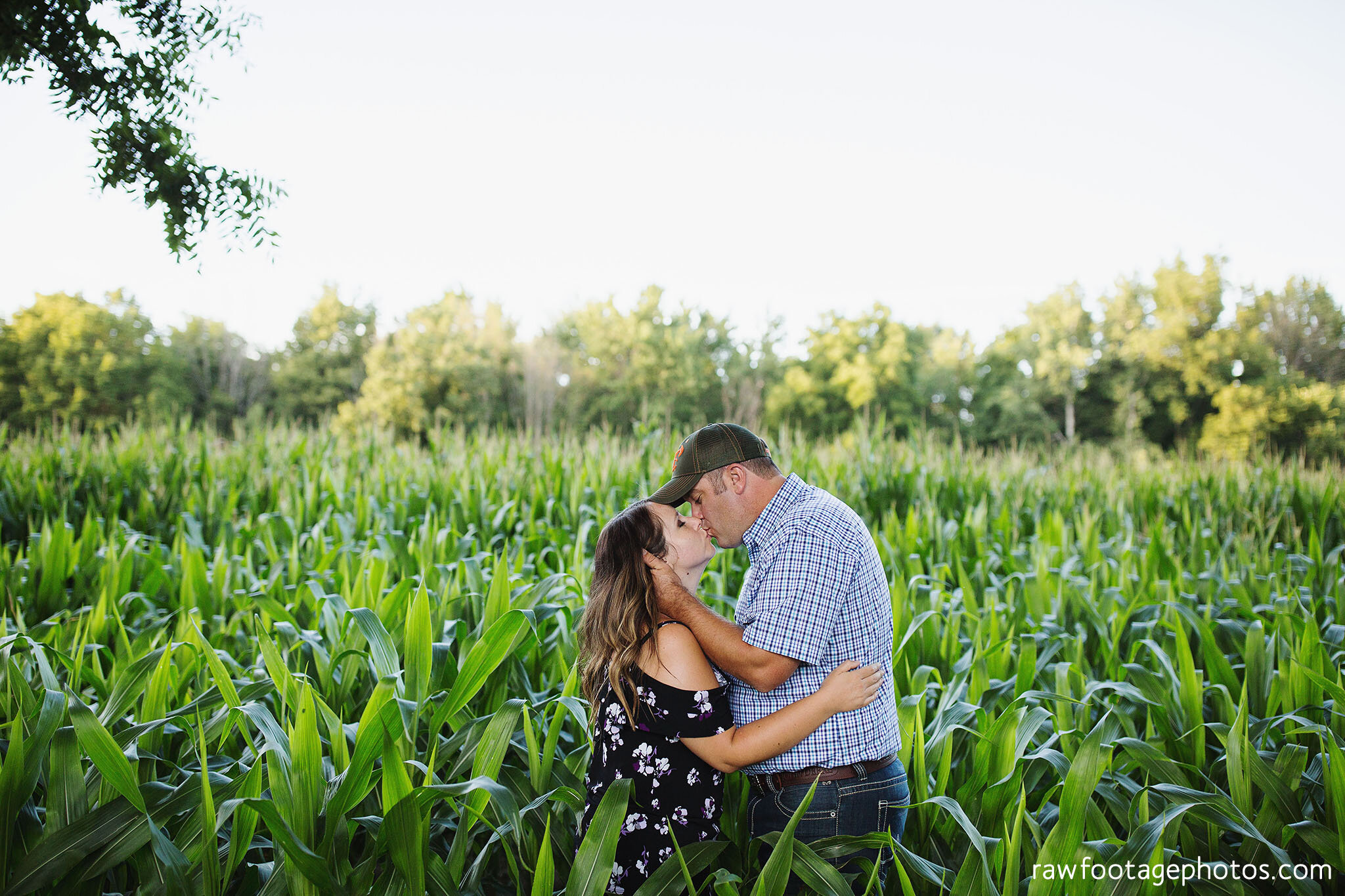 london_ontario_wedding_photographer-engagement_session-farm_engagement-country_e_session-raw_footage_photography-corn_field-004.jpg