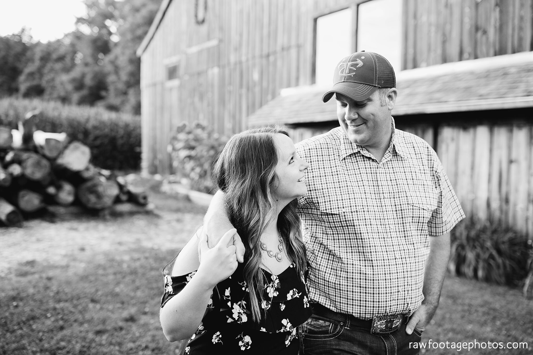 london_ontario_wedding_photographer-engagement_session-farm_engagement-country_e_session-raw_footage_photography-corn_field-011.jpg