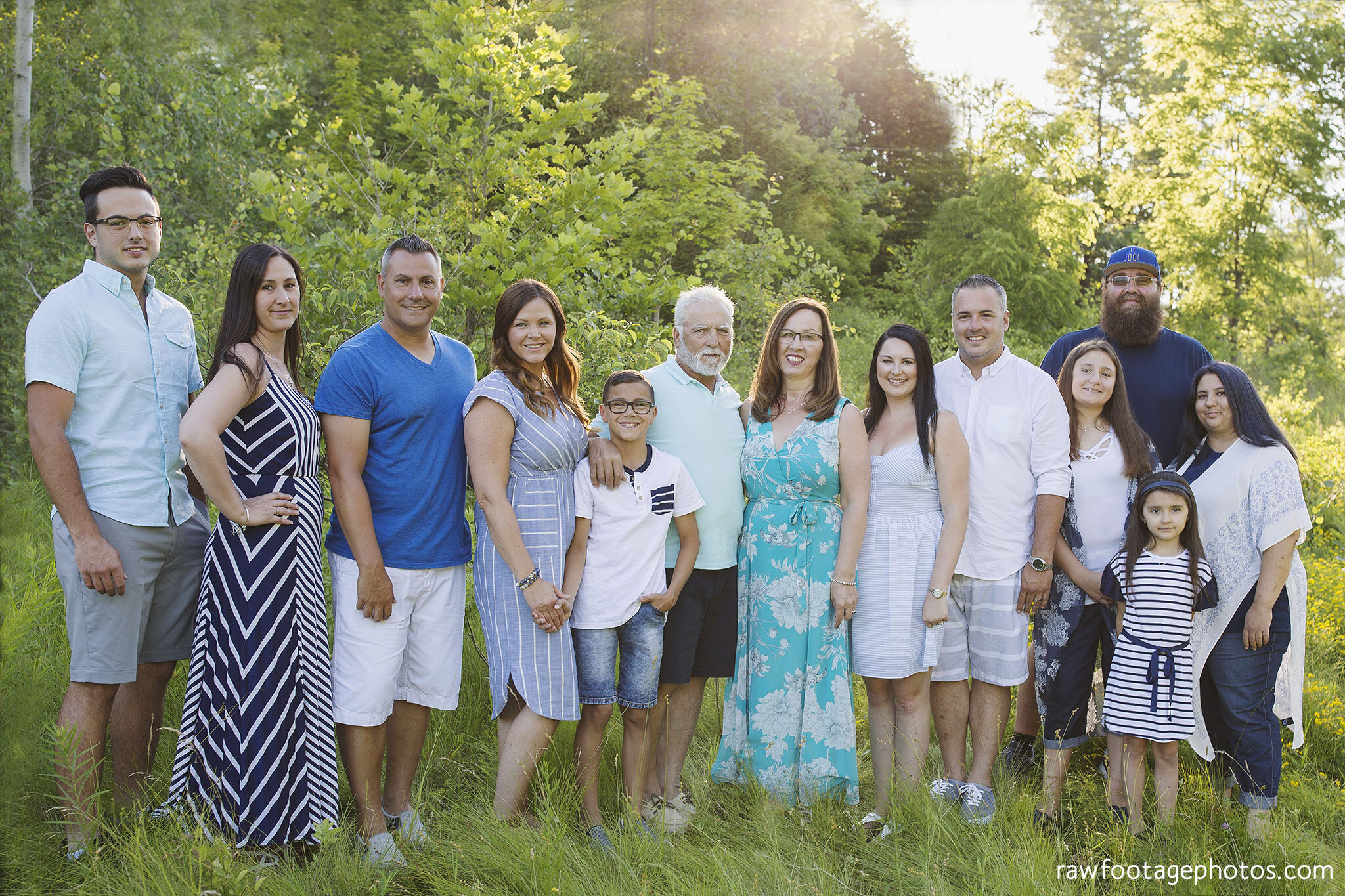 london_ontario_family_photographer-extended_family_session-grandparents-cousins-backyard_session-civic_gardens-raw_footage_photography-001.jpg