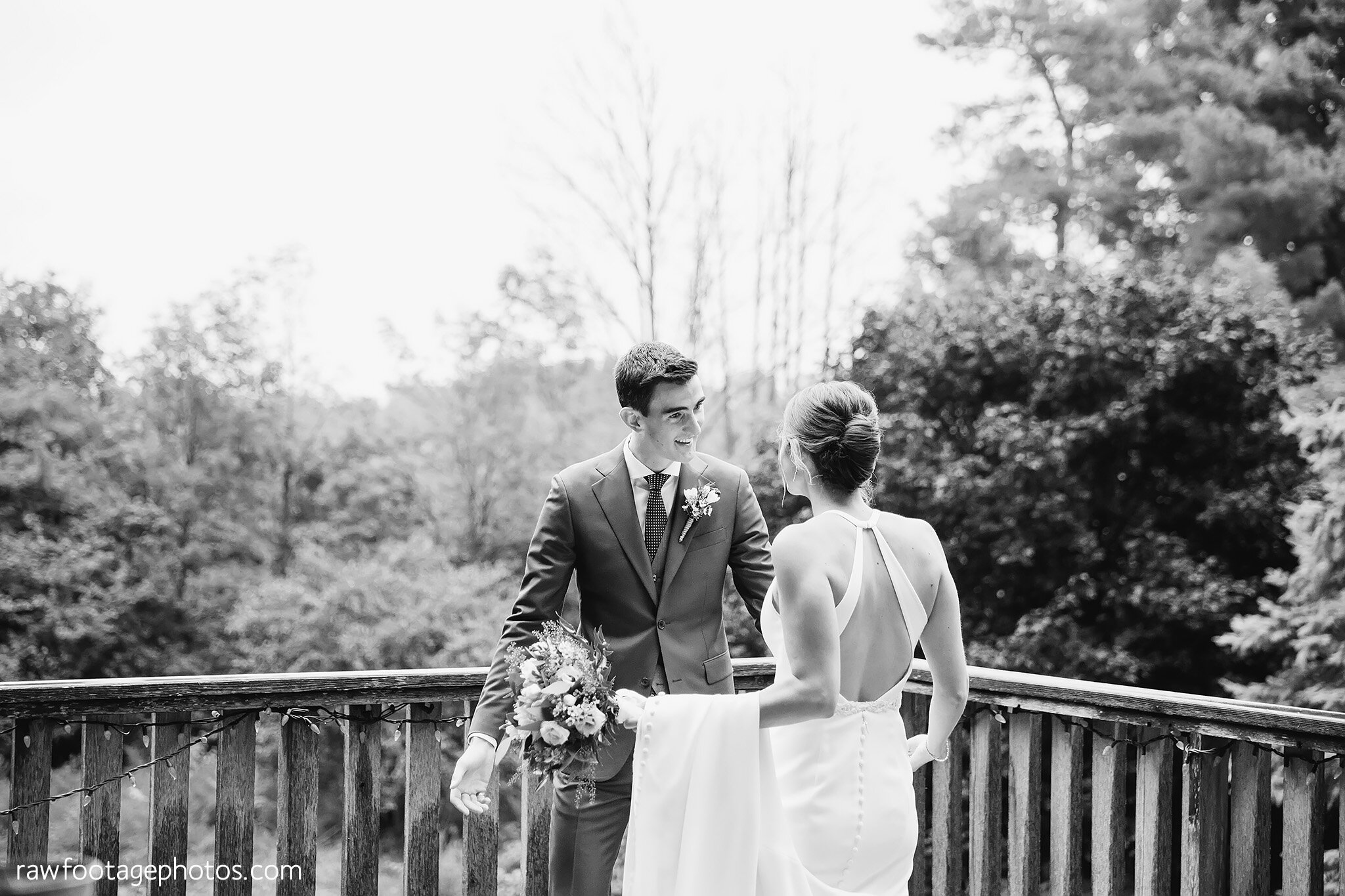 london_ontario_wedding_photographer-backyard_wedding-country_wedding-farm_wedding-first_look-ourdoor_ceremony-barn_reception-raw_footage_photography017.jpg