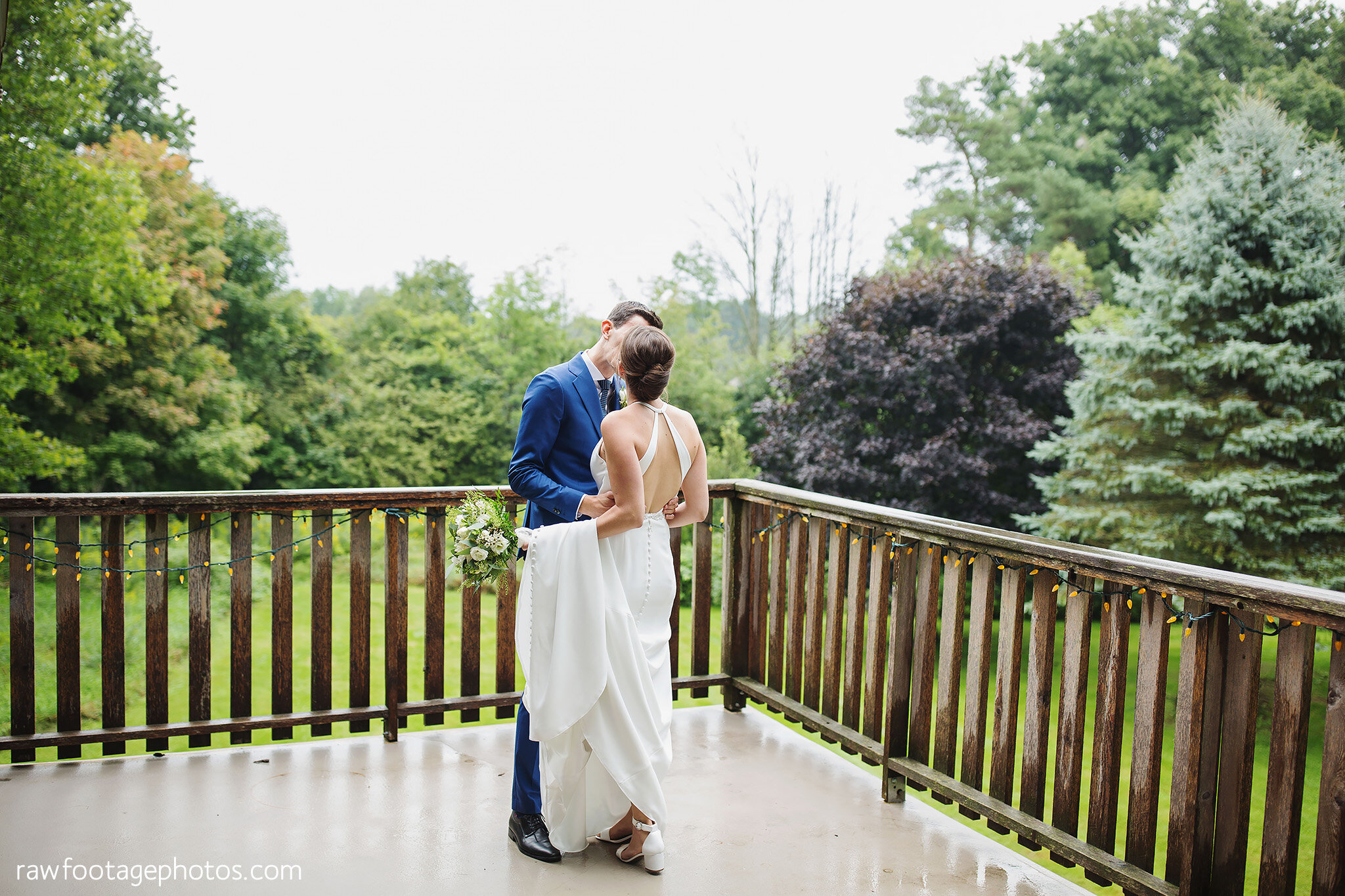 london_ontario_wedding_photographer-backyard_wedding-country_wedding-farm_wedding-first_look-ourdoor_ceremony-barn_reception-raw_footage_photography021.jpg