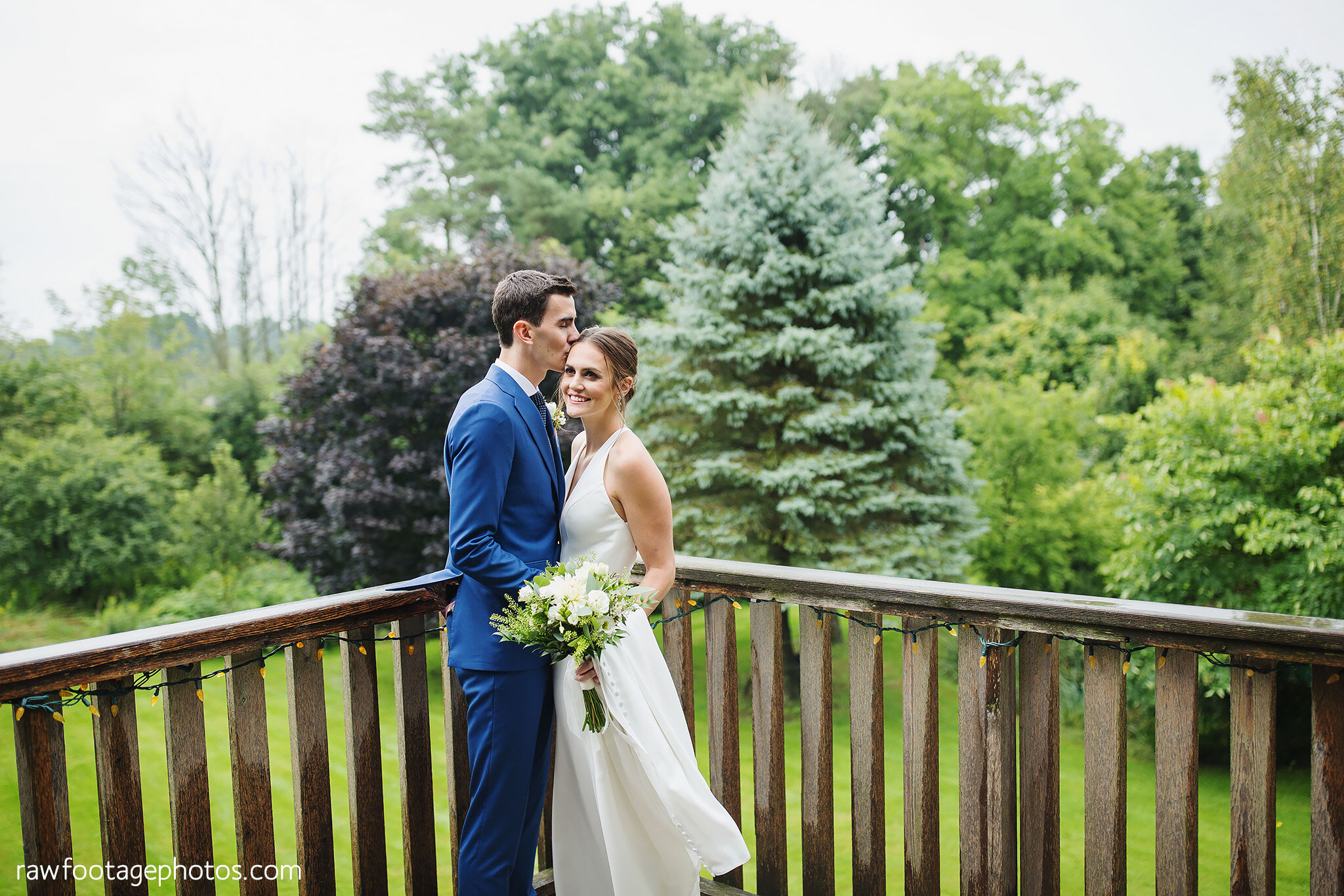 london_ontario_wedding_photographer-backyard_wedding-country_wedding-farm_wedding-first_look-ourdoor_ceremony-barn_reception-raw_footage_photography024.jpg