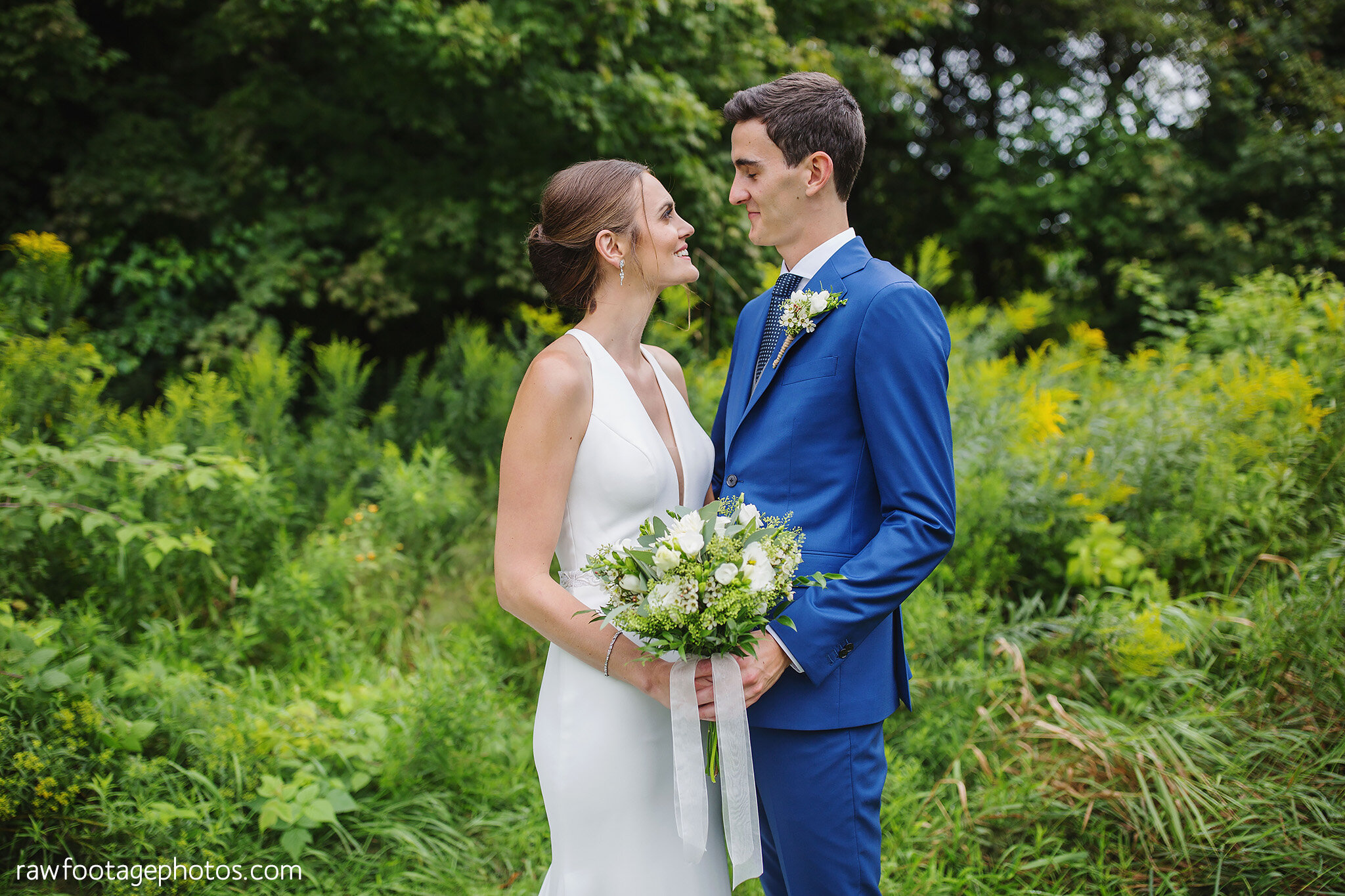 london_ontario_wedding_photographer-backyard_wedding-country_wedding-farm_wedding-first_look-ourdoor_ceremony-barn_reception-raw_footage_photography040.jpg