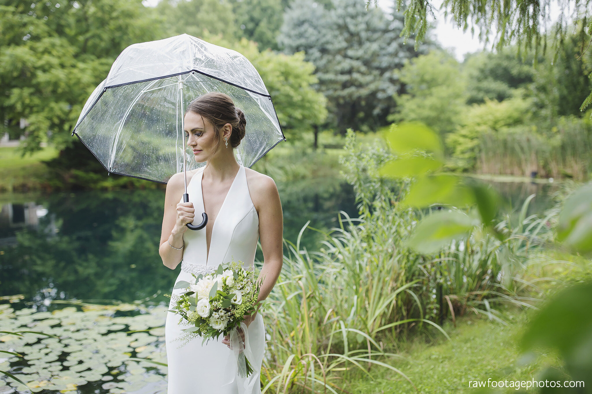 london_ontario_wedding_photographer-backyard_wedding-country_wedding-farm_wedding-first_look-ourdoor_ceremony-barn_reception-raw_footage_photography044.jpg