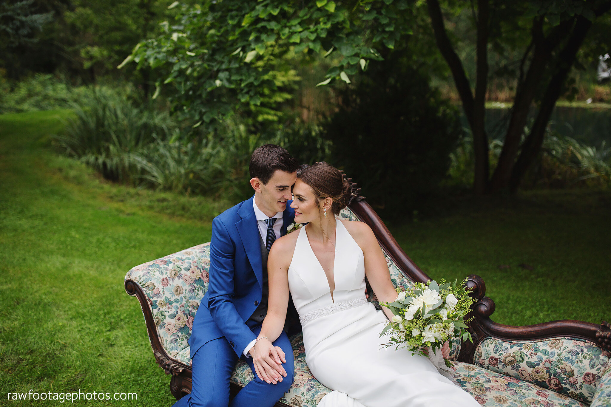 london_ontario_wedding_photographer-backyard_wedding-country_wedding-farm_wedding-first_look-ourdoor_ceremony-barn_reception-raw_footage_photography052.jpg