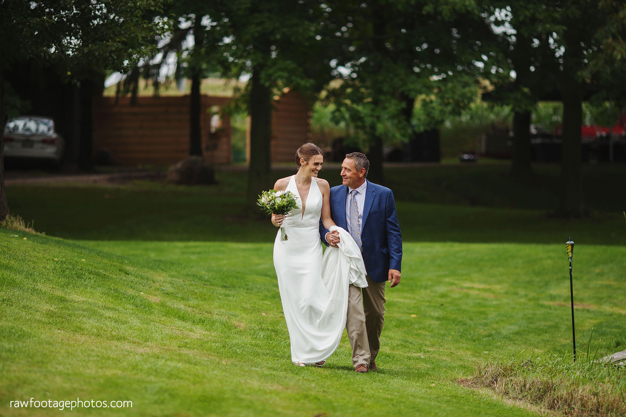 london_ontario_wedding_photographer-backyard_wedding-country_wedding-farm_wedding-first_look-ourdoor_ceremony-barn_reception-raw_footage_photography057.jpg