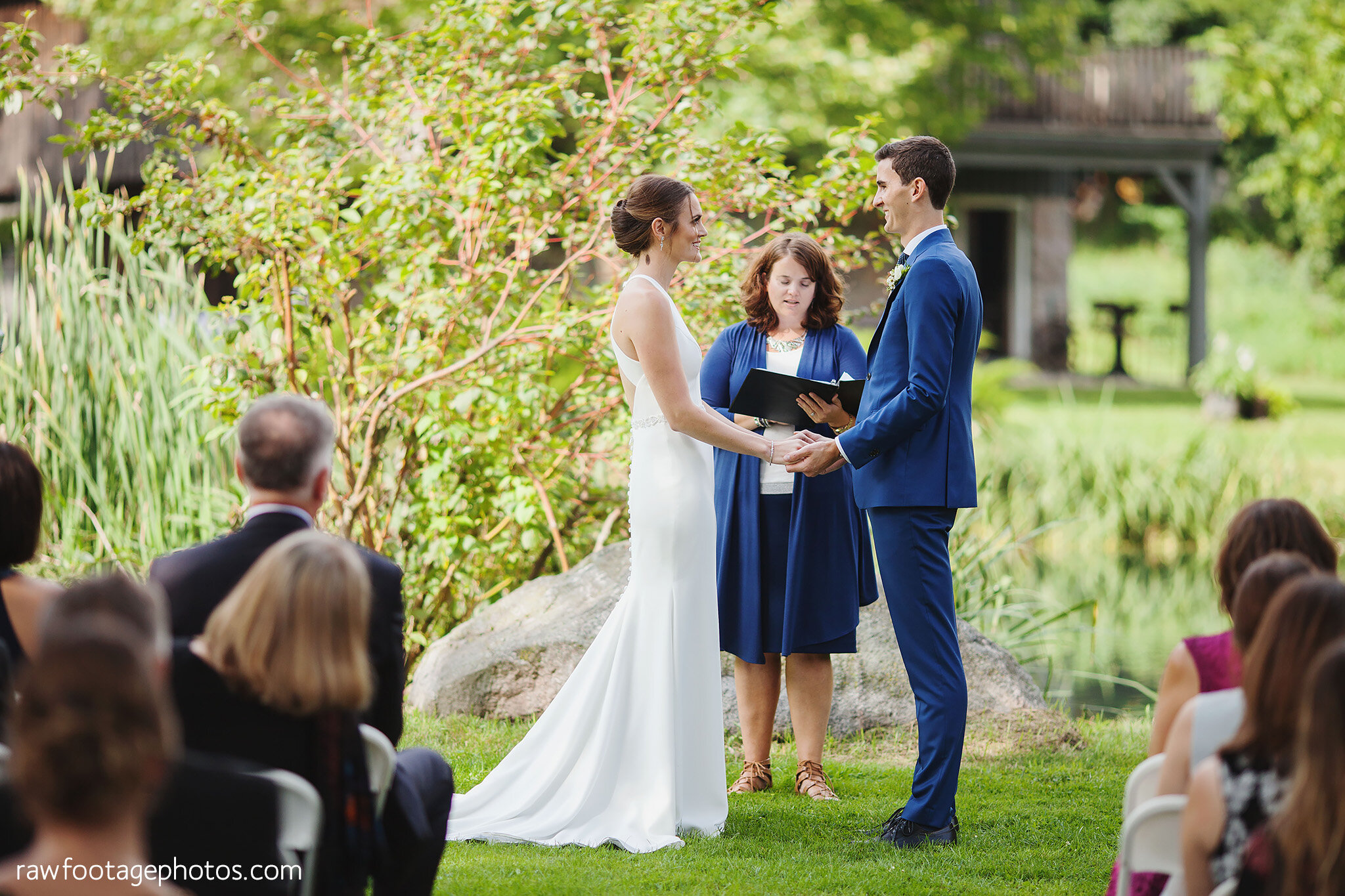 london_ontario_wedding_photographer-backyard_wedding-country_wedding-farm_wedding-first_look-ourdoor_ceremony-barn_reception-raw_footage_photography060.jpg