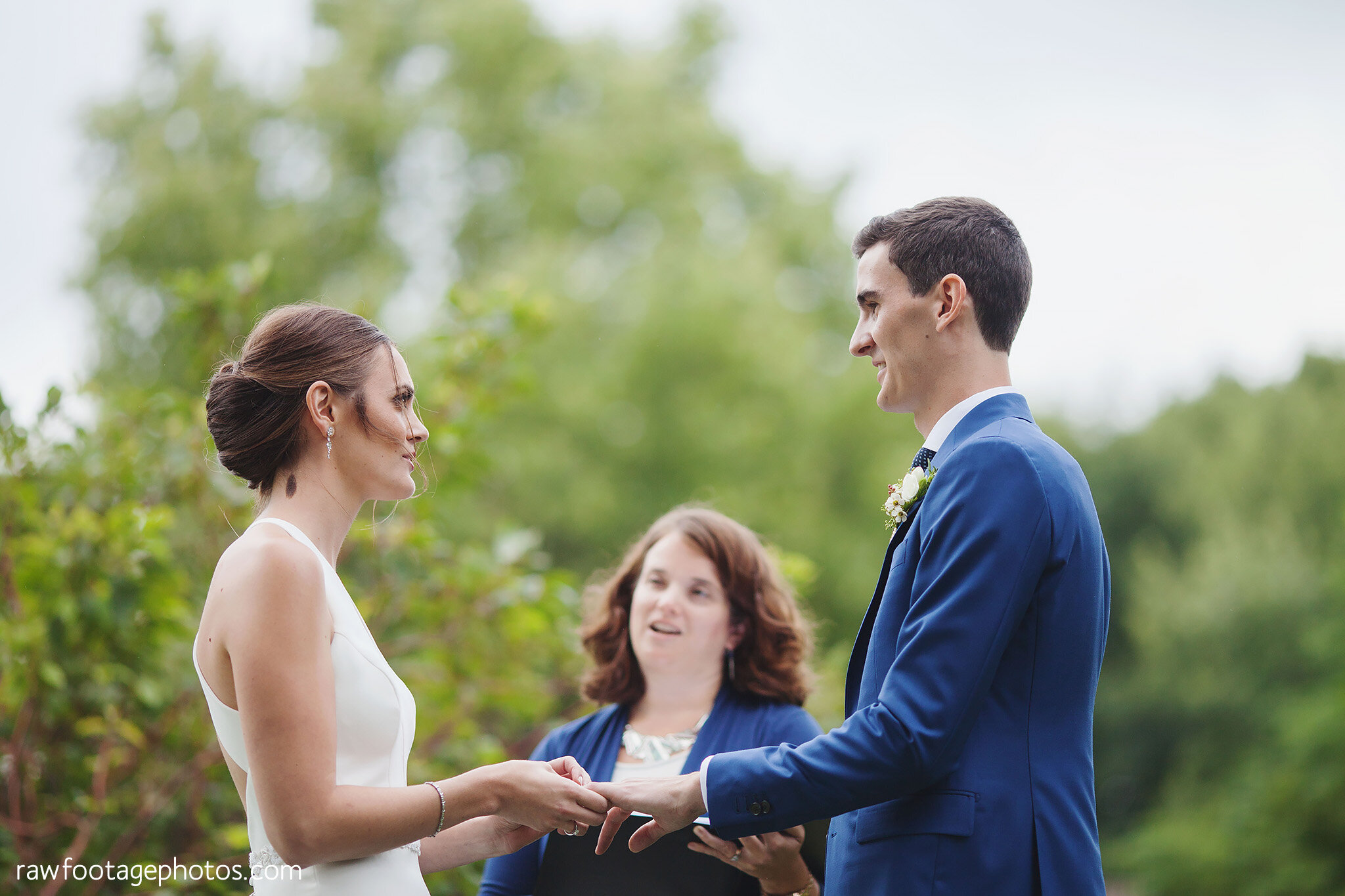 london_ontario_wedding_photographer-backyard_wedding-country_wedding-farm_wedding-first_look-ourdoor_ceremony-barn_reception-raw_footage_photography065.jpg