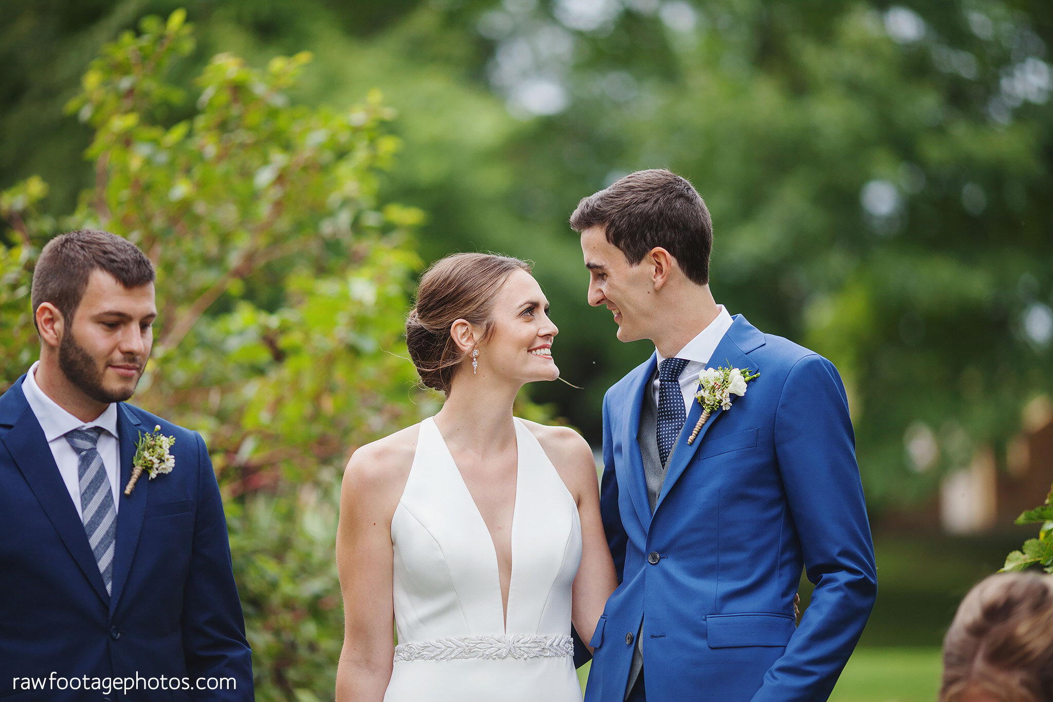 london_ontario_wedding_photographer-backyard_wedding-country_wedding-farm_wedding-first_look-ourdoor_ceremony-barn_reception-raw_footage_photography069.jpg