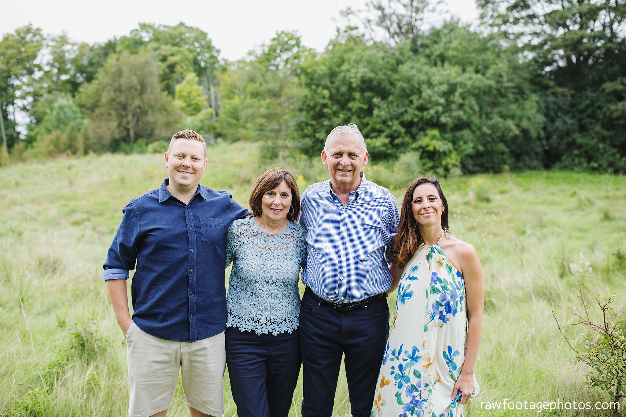 raw_footage_photography-london_ontario_family_photographer-woodsy_extended_family_session-grandparents-003.jpg