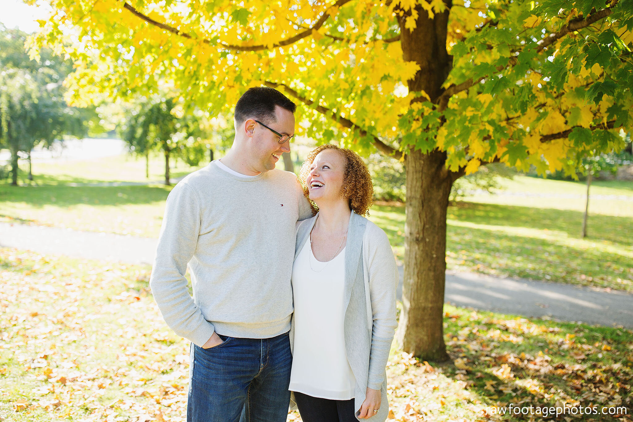 raw_footage_photography-london_ontario_family_photographer-fall_extended_family_session-grandparents-016.jpg