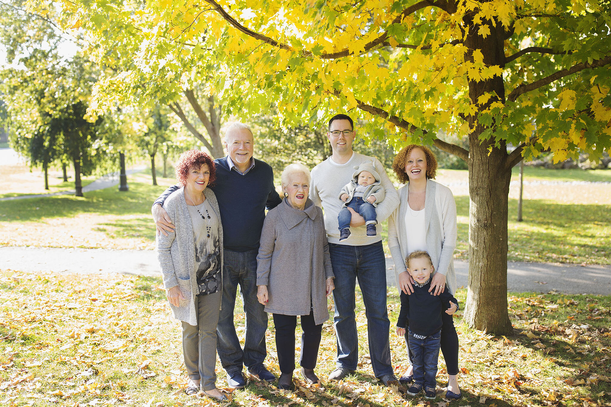 raw_footage_photography-london_ontario_family_photographer-fall_extended_family_session-grandparents-018.jpg