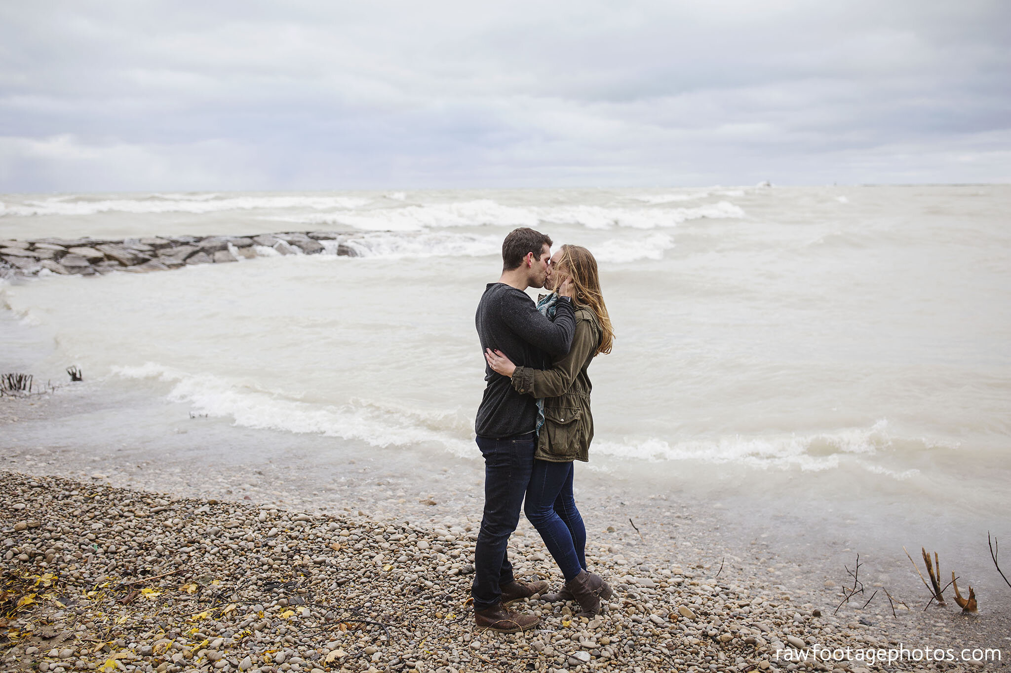 london_ontario_wedding_photographer-goderich_engagement-session-fall_engagement-windy_engagement-raw_footage_photography-002.jpg