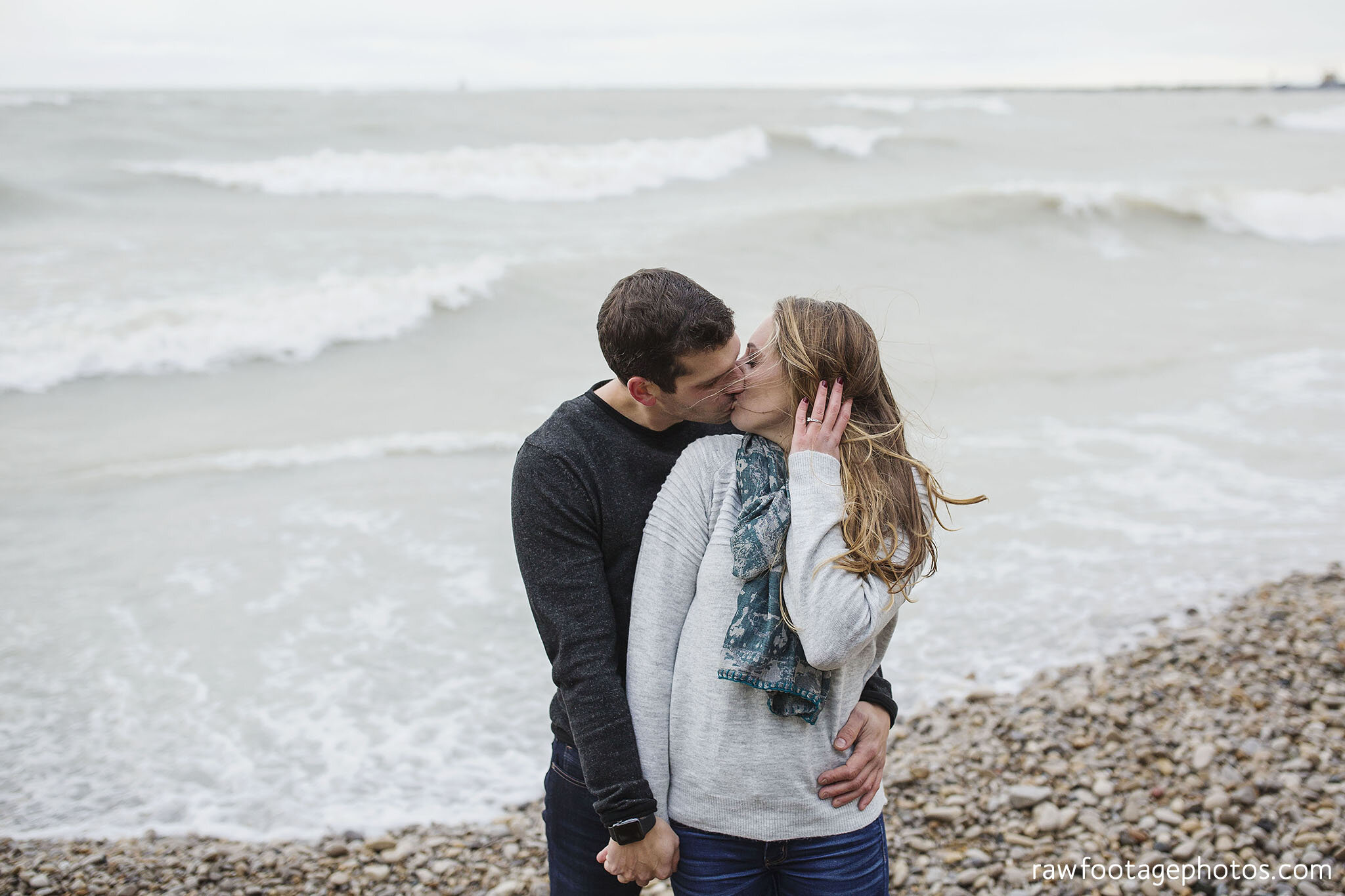 london_ontario_wedding_photographer-goderich_engagement-session-fall_engagement-windy_engagement-raw_footage_photography-004.jpg