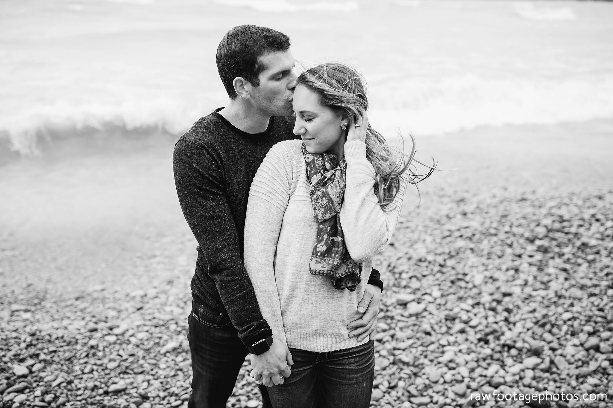 london_ontario_wedding_photographer-goderich_engagement-session-fall_engagement-windy_engagement-raw_footage_photography-006.jpg