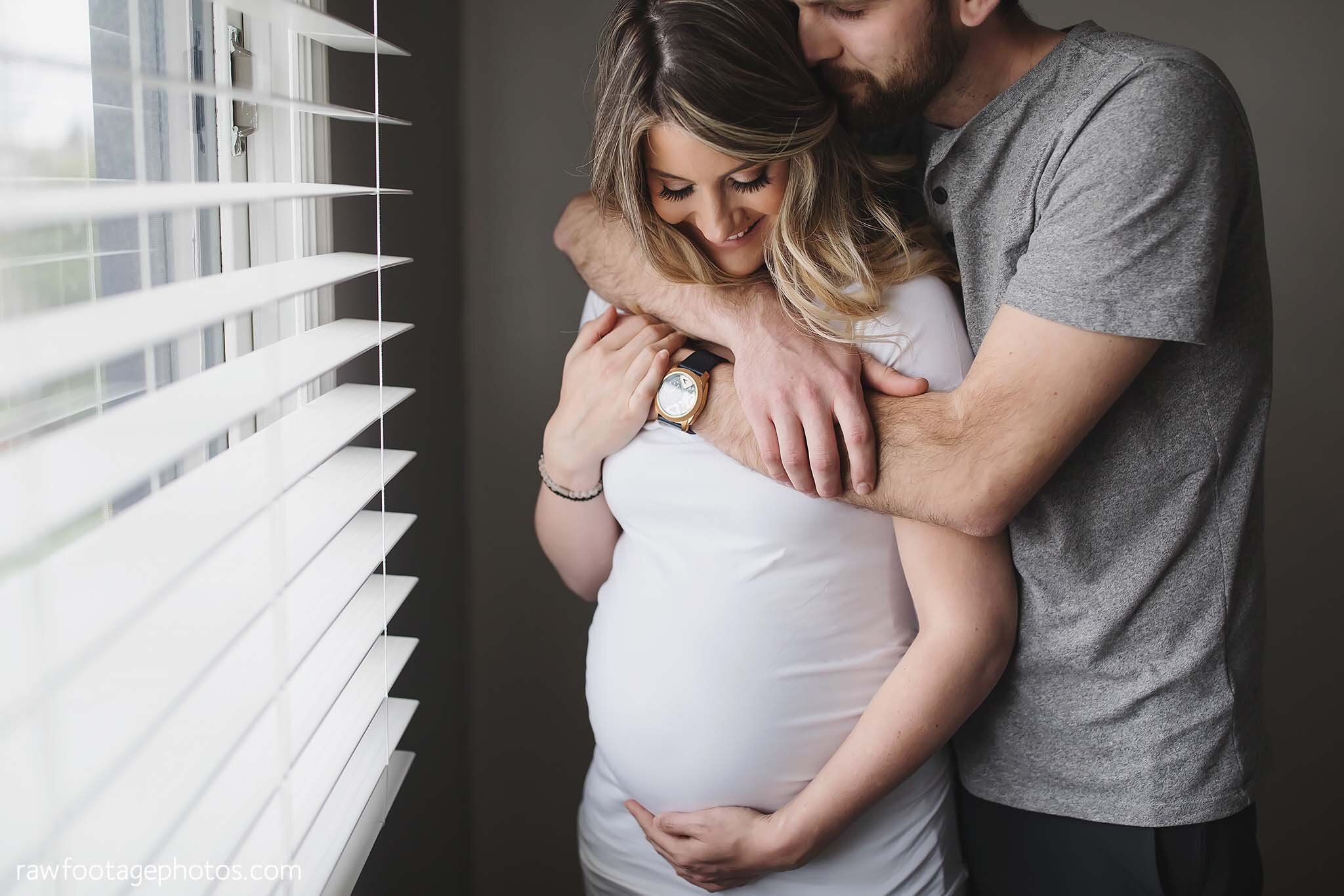 london_ontario_maternity_photographer-raw_footage_photography-in_home_lifestyle_maternity-forest_maternity_session-yellow_maternity_dress_004.jpg