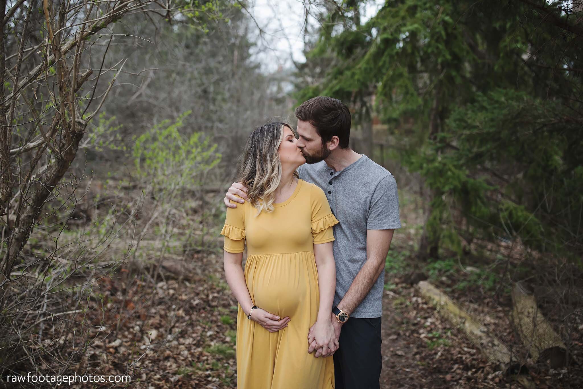 london_ontario_maternity_photographer-raw_footage_photography-in_home_lifestyle_maternity-forest_maternity_session-yellow_maternity_dress_017.jpg