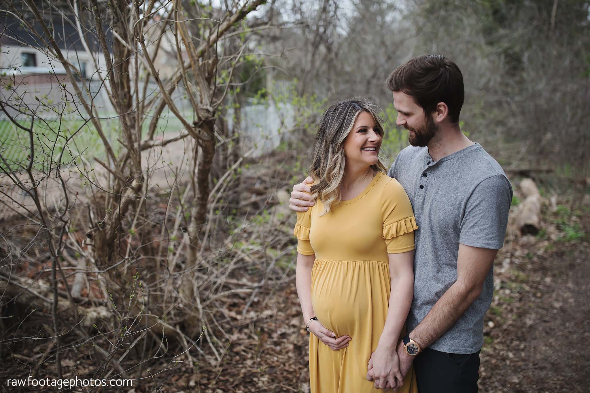 london_ontario_maternity_photographer-raw_footage_photography-in_home_lifestyle_maternity-forest_maternity_session-yellow_maternity_dress_019.jpg