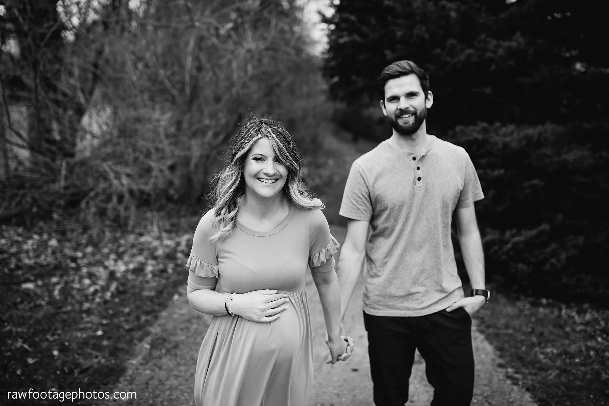 london_ontario_maternity_photographer-raw_footage_photography-in_home_lifestyle_maternity-forest_maternity_session-yellow_maternity_dress_030.jpg