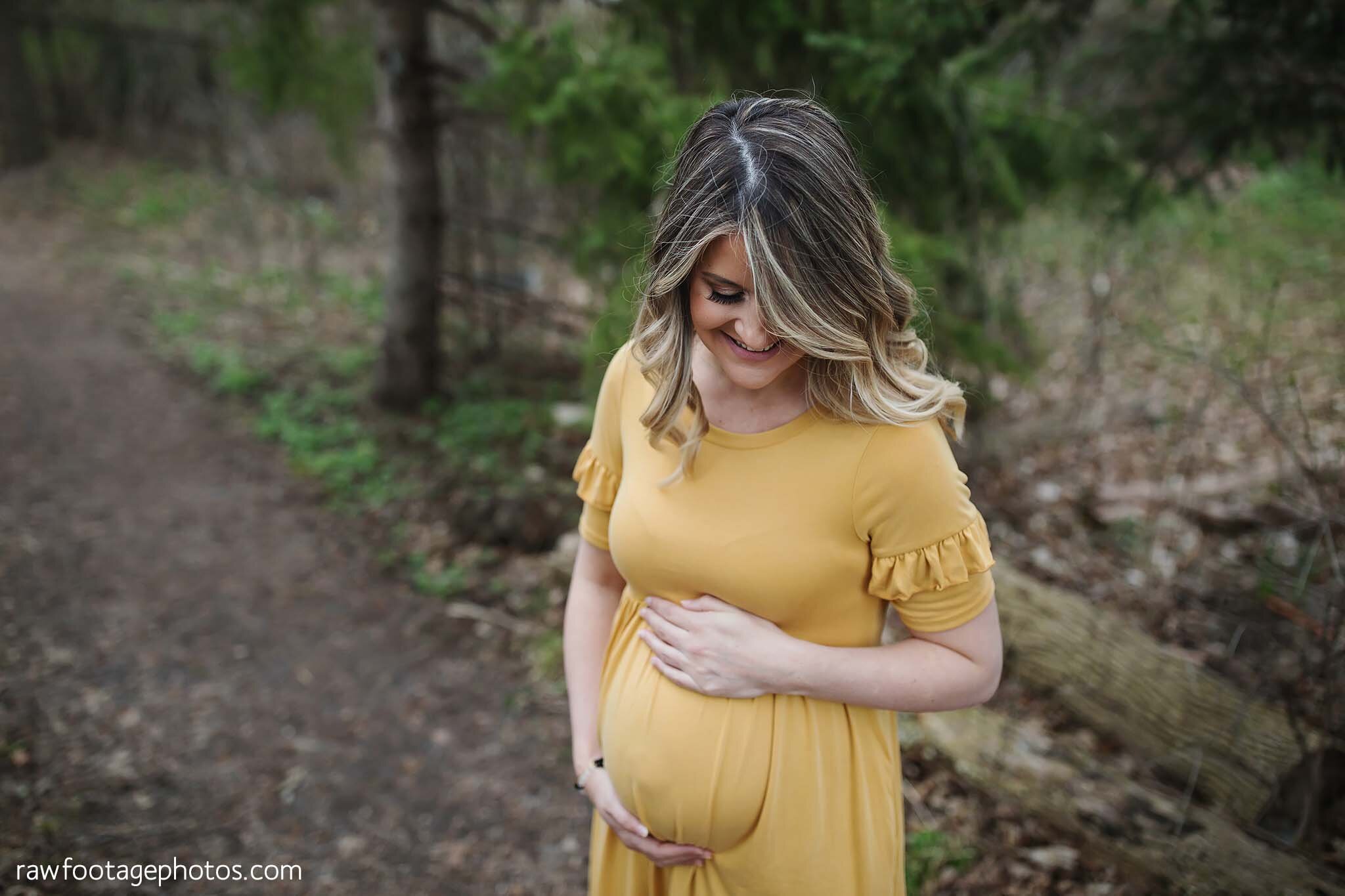 london_ontario_maternity_photographer-raw_footage_photography-in_home_lifestyle_maternity-forest_maternity_session-yellow_maternity_dress_034.jpg