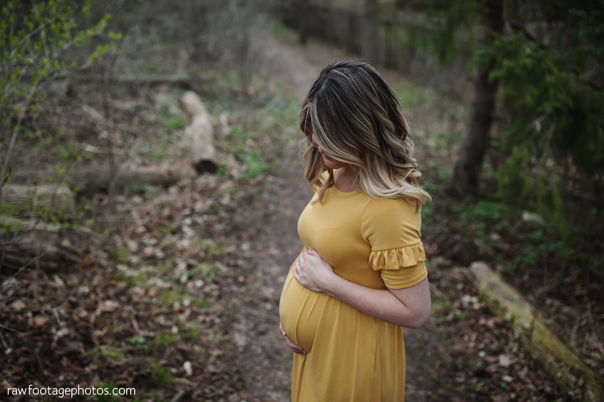 london_ontario_maternity_photographer-raw_footage_photography-in_home_lifestyle_maternity-forest_maternity_session-yellow_maternity_dress_035.jpg