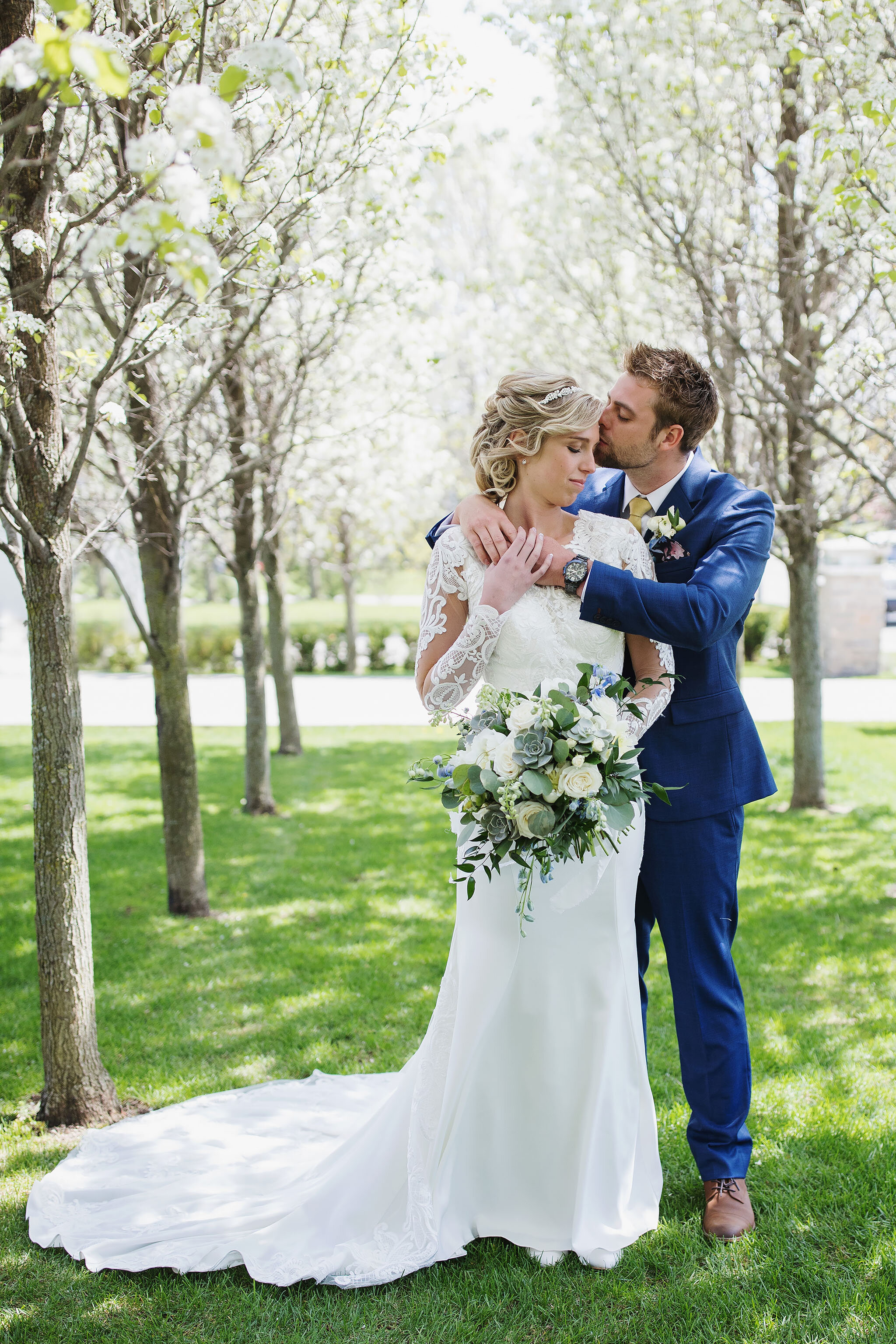 london_ontario_wedding_photographer-spring_wedding-spring_blossoms-raw_footage_photography_024.jpg