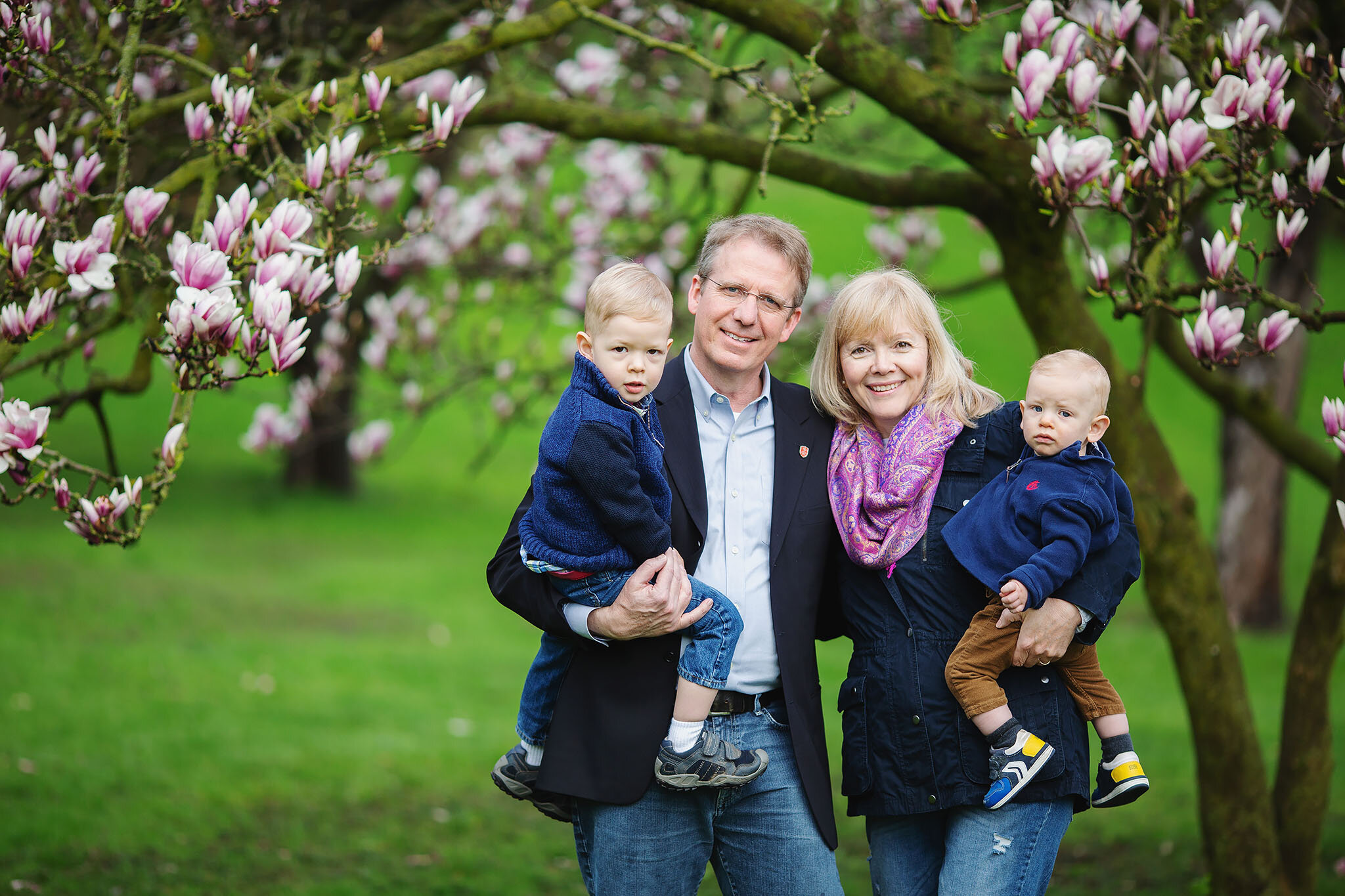 london_ontario_family_photographer-raw_footage_photography-spring_blossoms-extended_family_session-magnolia-blossoms_006.jpg