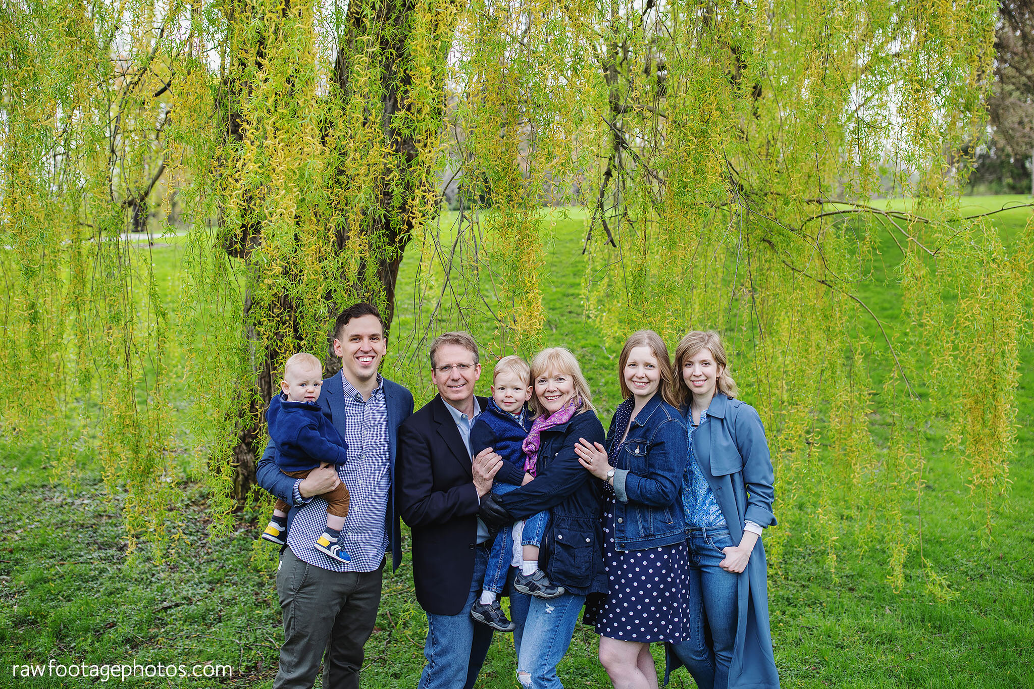 london_ontario_family_photographer-raw_footage_photography-spring_blossoms-extended_family_session-magnolia-blossoms_025.jpg