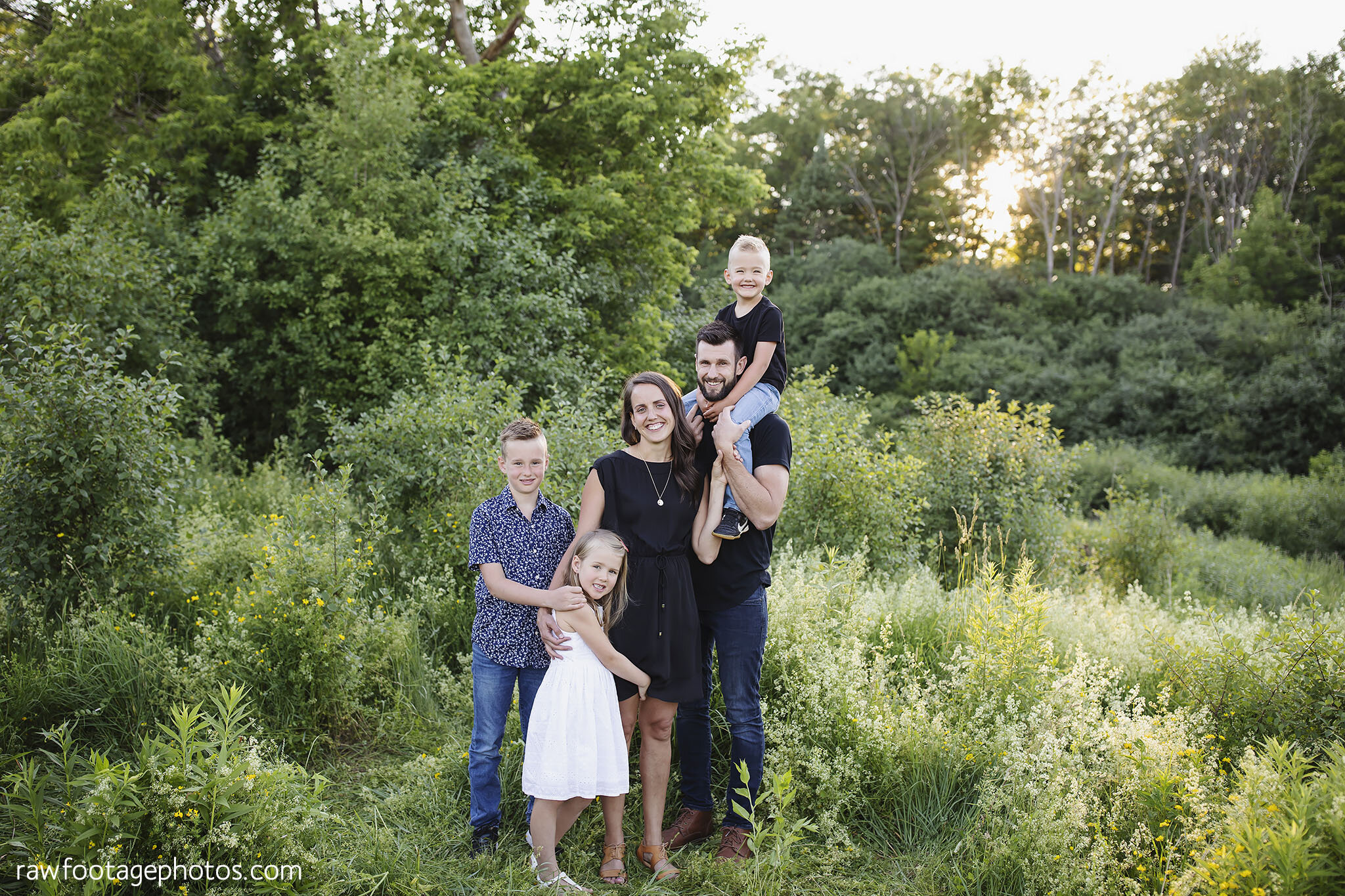 london_ontario_family_photographer-summer_woods_minis-raw_footage_photography_055.jpg