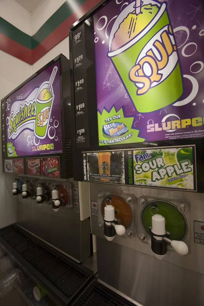 kwik-e-mart-squishee-machine-simpsons.jpg