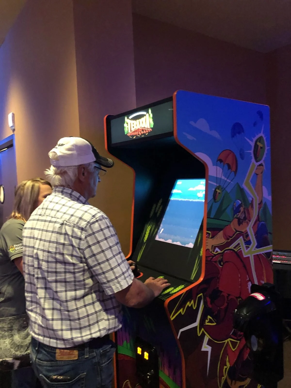 basf-teraxxa-game-over-farmer-playing-arcade-game.jpg
