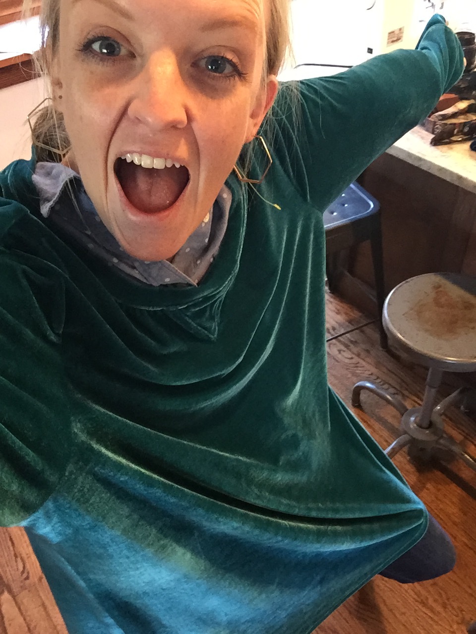 SO MUCH FABRIC! SO MUCH POTENTIAL! I shall make you into little teal pillows and love them forever.