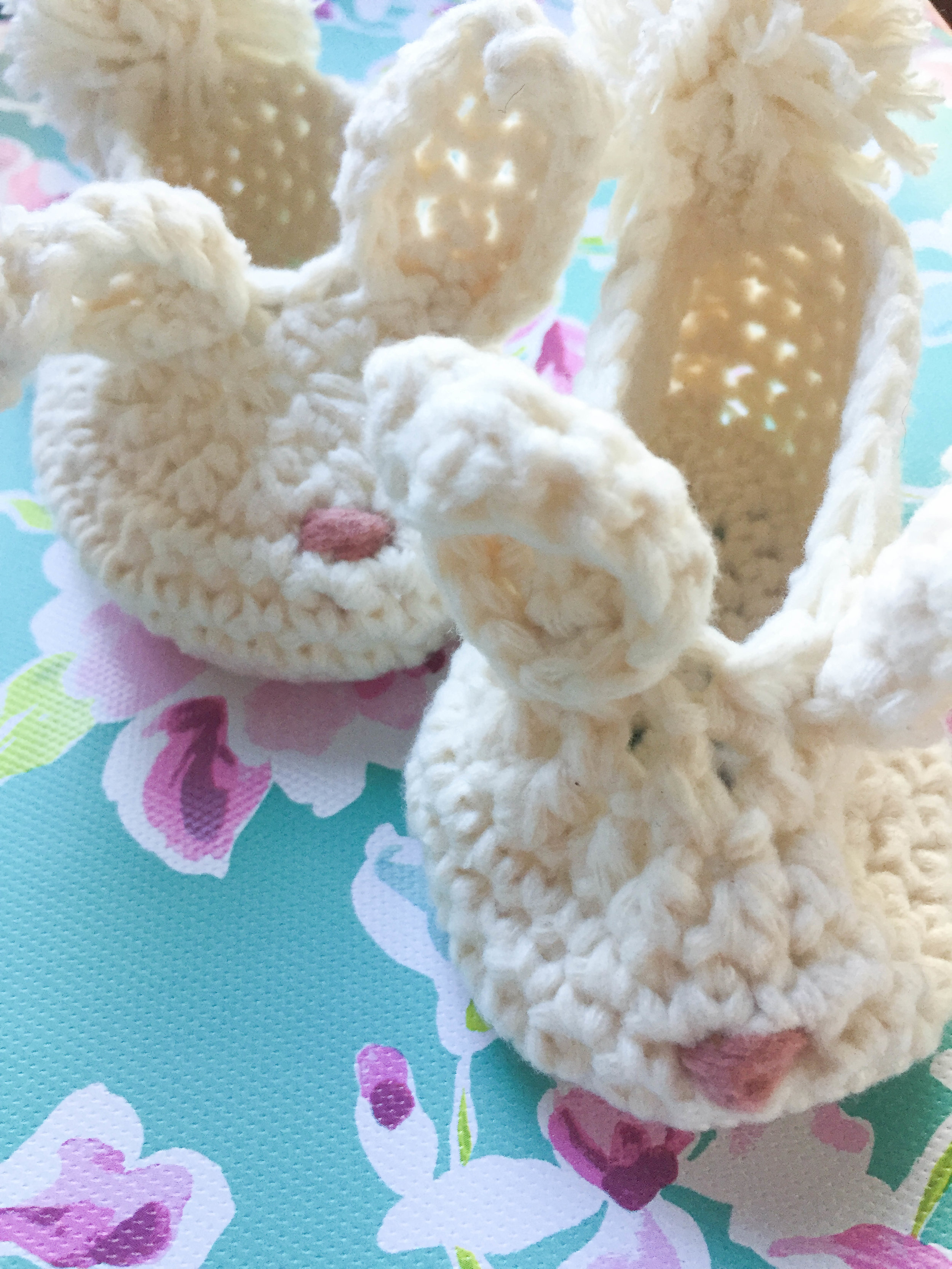 Easy DIY childrens crocheted bunny slippers