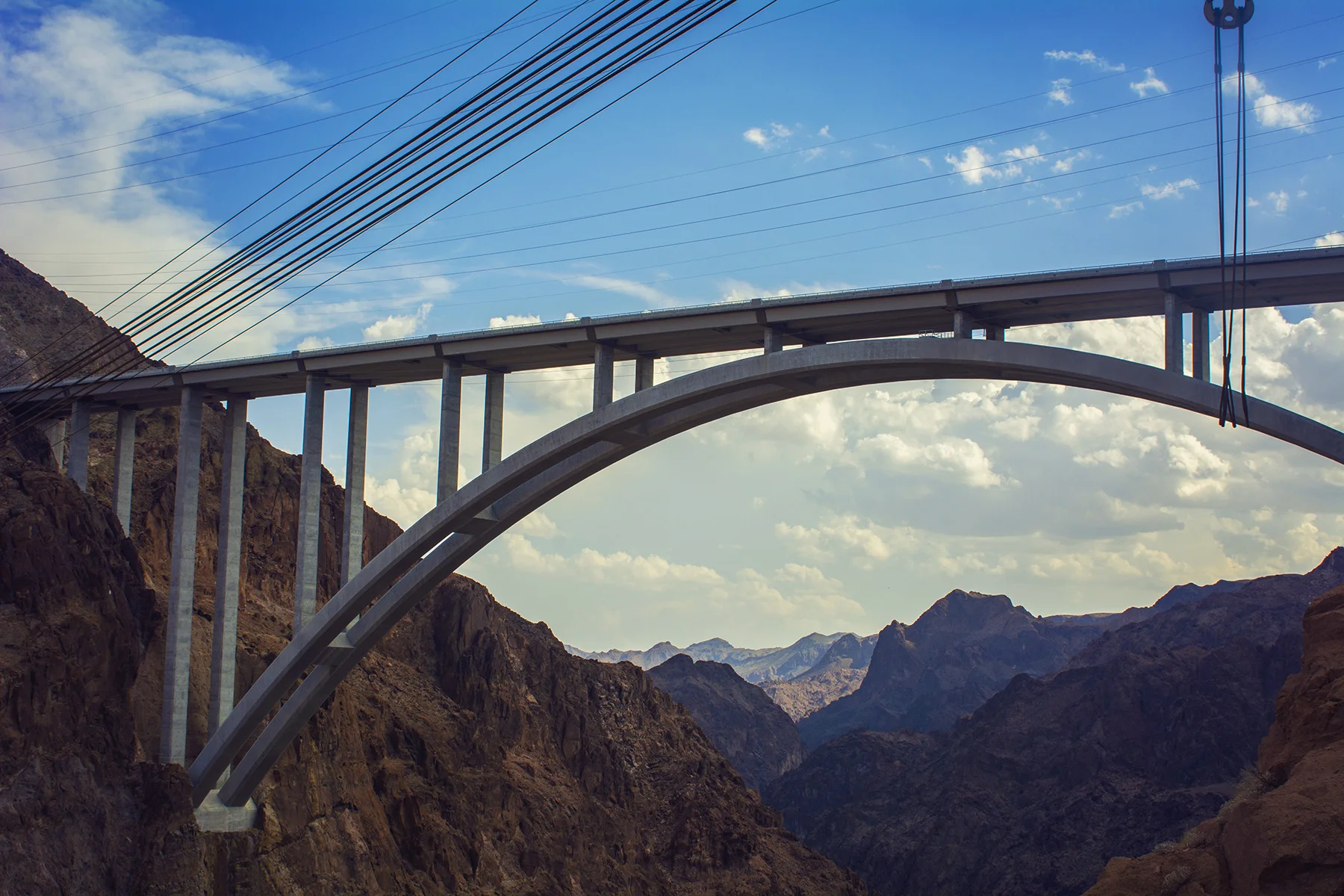 hooverdam8low.jpg
