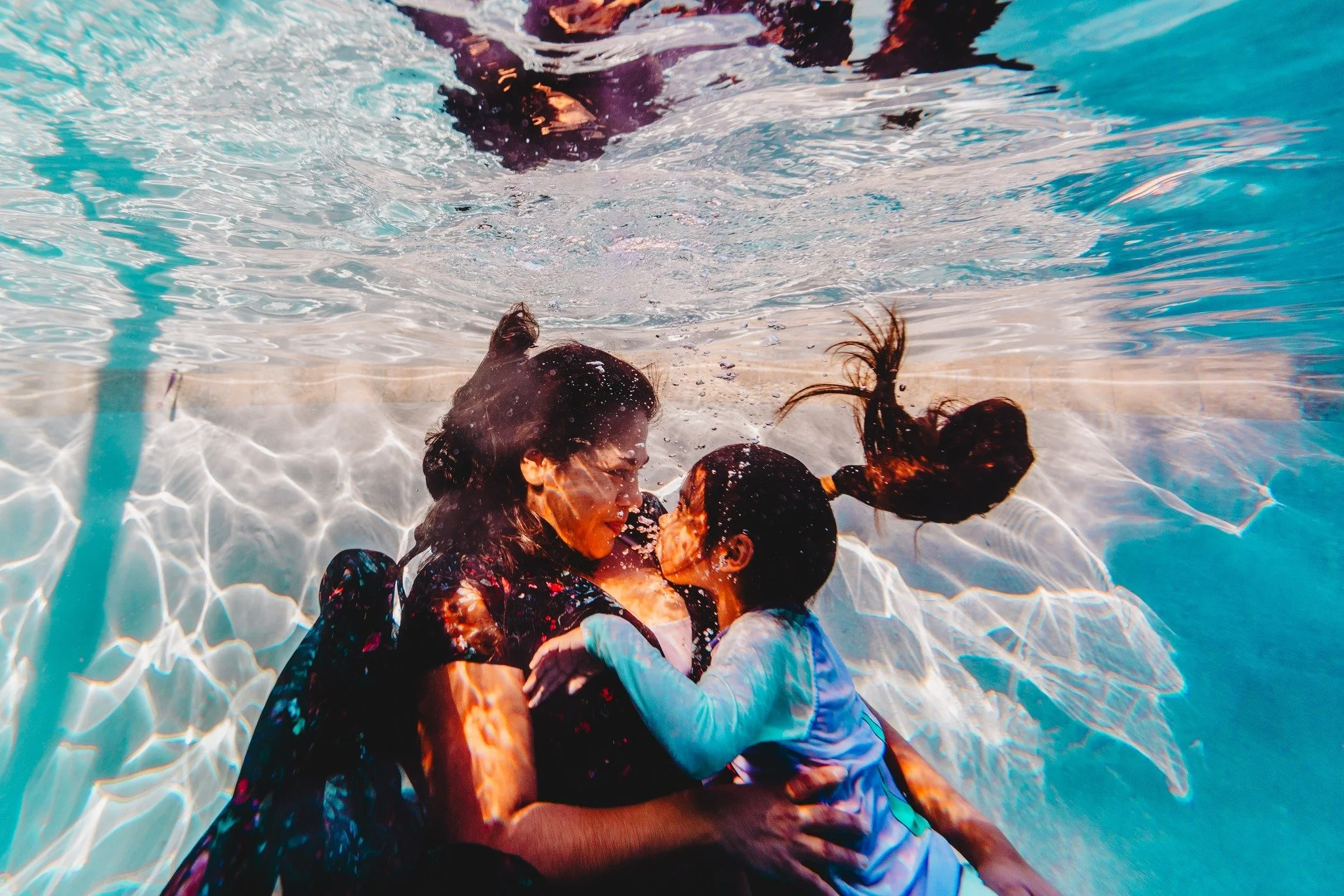 These moments. I want to photograph more mommy &amp; me underwater/splash sessions! 

Now booking in San Diego County!

 #chelsietrendleyphotography #adventurephotographer #photographerlife #militaryspousephotographer #sandiegophotoshoot #sandiegopho