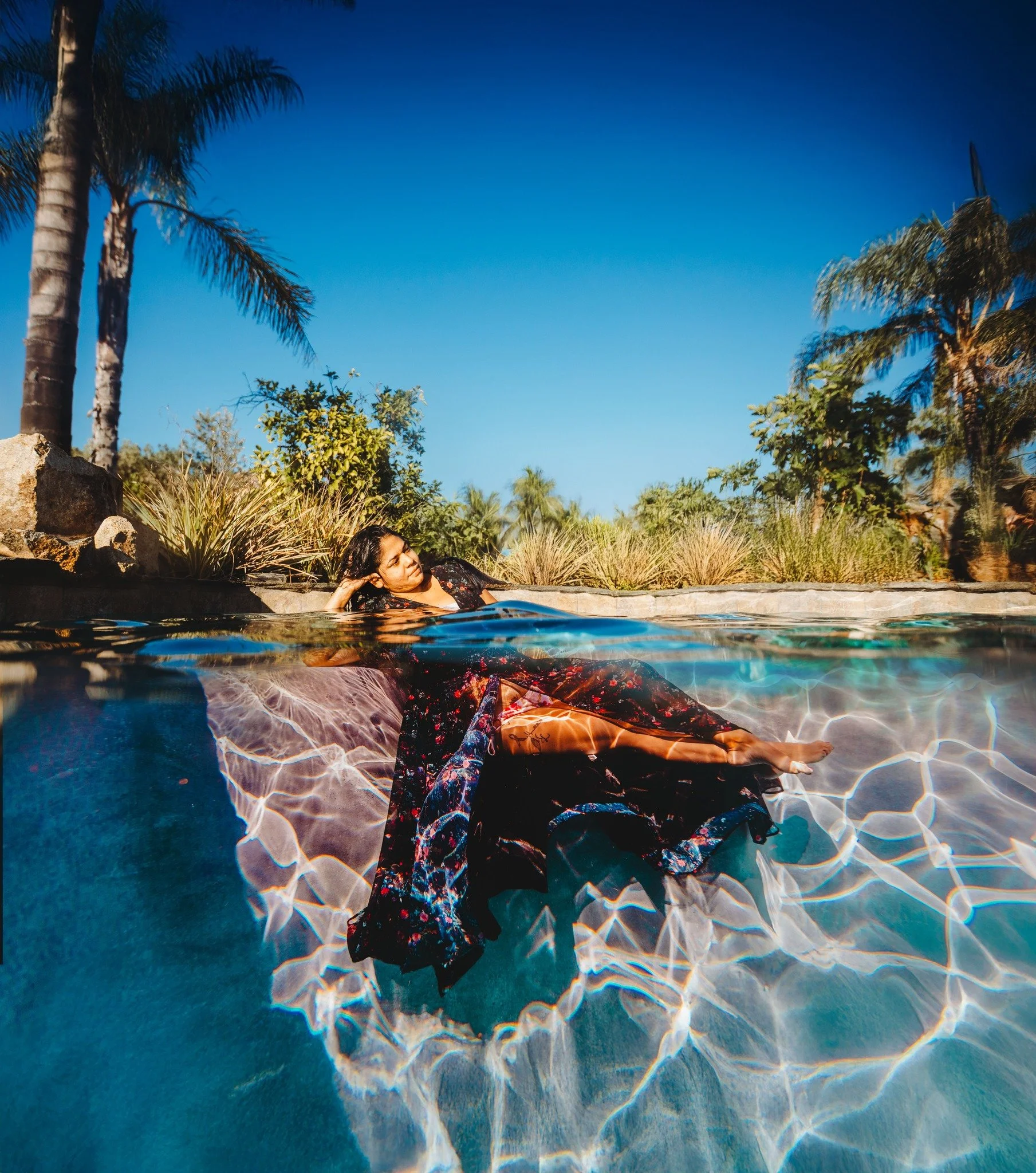 I have the perfect spot for underwater photos. Plus a client closet with dresses and MERMAID TAILS! Who wants to come play mermaids?!

Now booking, located in San Diego County!

#chelsietrendleyphotography #sandiegophotography #militaryspousephotogra