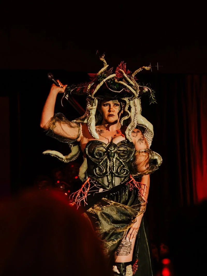 This was such a beautiful fashion show @booksgownsandcrowns  put on by @whimsy.forge &amp; @charity.grace @yolamadeit @madelinefinn_art if I missed tagging you please comment! #fashionshow #sirensong