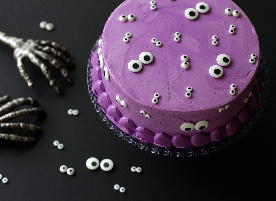 Monster Eye Surprise Inside Cake  Hanielas