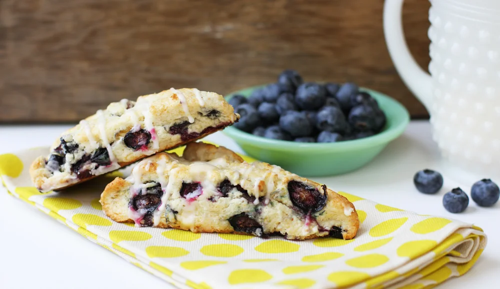BlueberrysconesLilyshop1.jpg