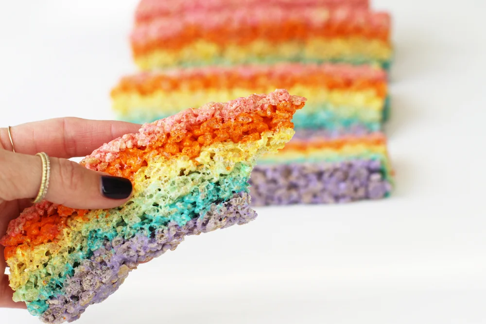 RainbowRiceKrispiesTreats7.jpg