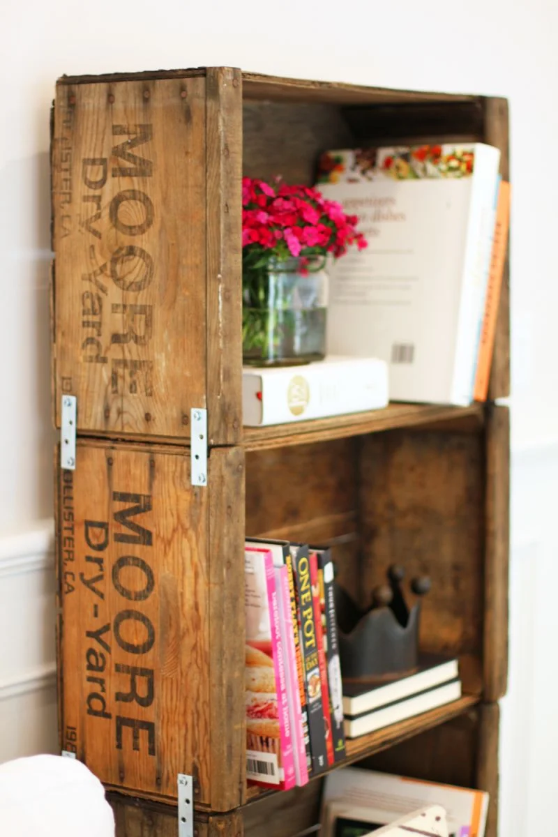 LilyshopHGTVBookShelf1.jpg