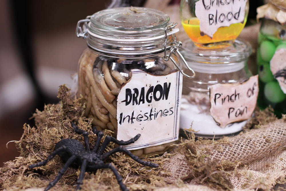 Eweeee this one is disgusting. I bet you can't guess what it is? Pretzel sticks! Yes, pretzels! Pour a bunch of pretzels in a jar and soak them in water for about an hour then drain the water and add one drop of black food coloring and give it a stir. Gross!