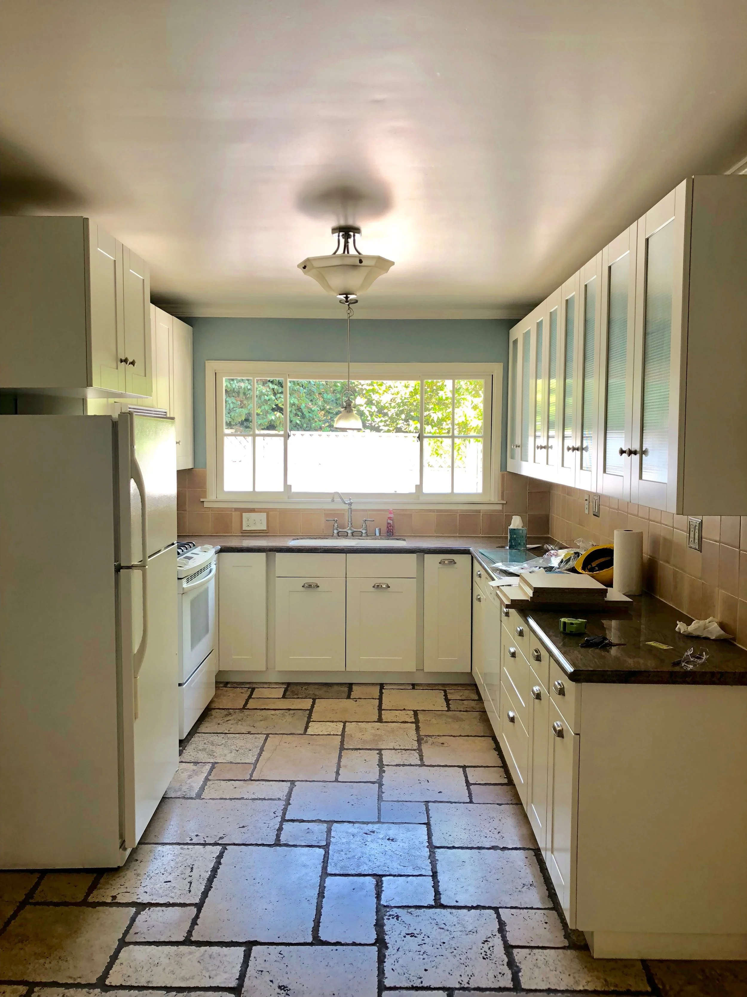 Project 1927-Kitchen Before.jpg